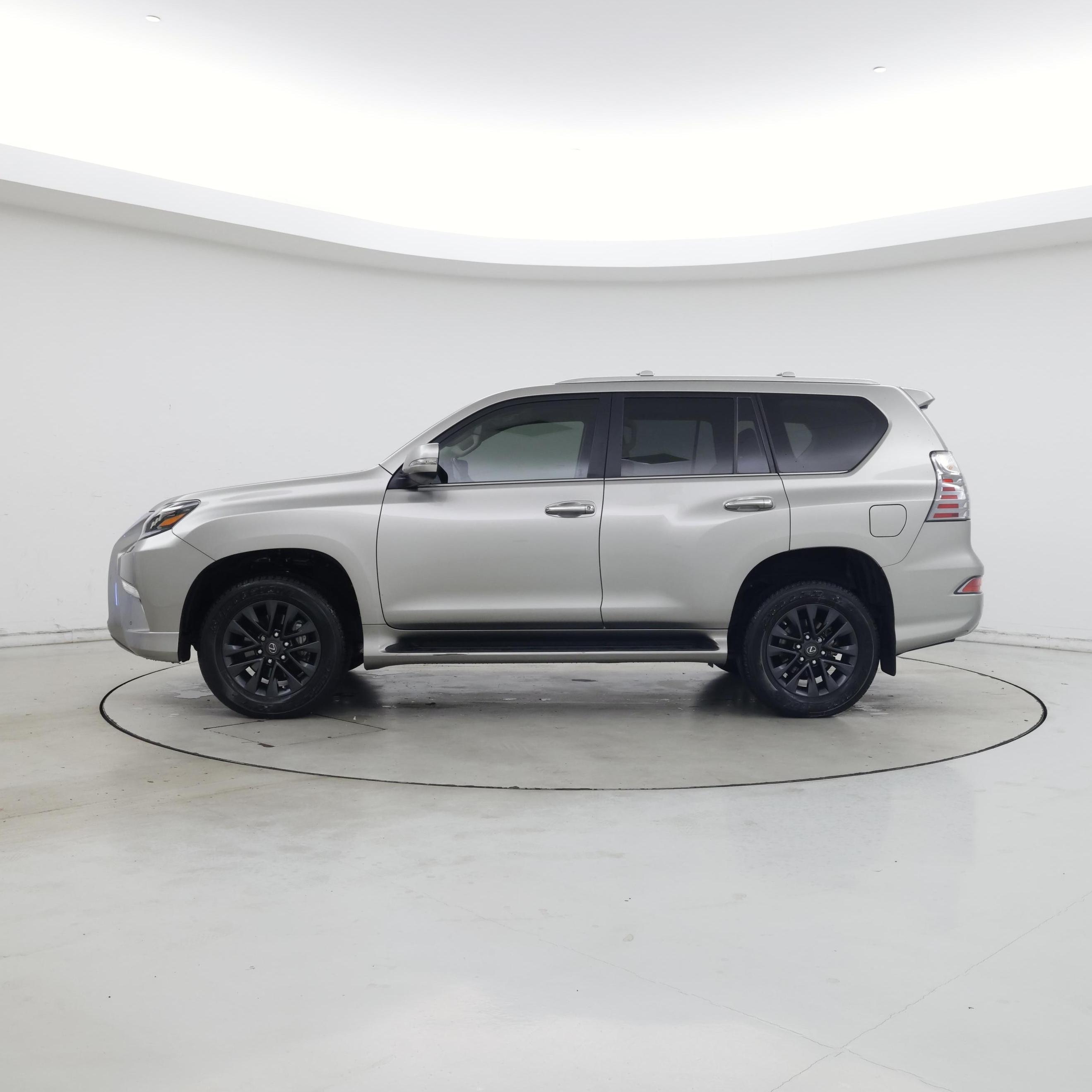 Thumbnail: 2022 Lexus GX - 3