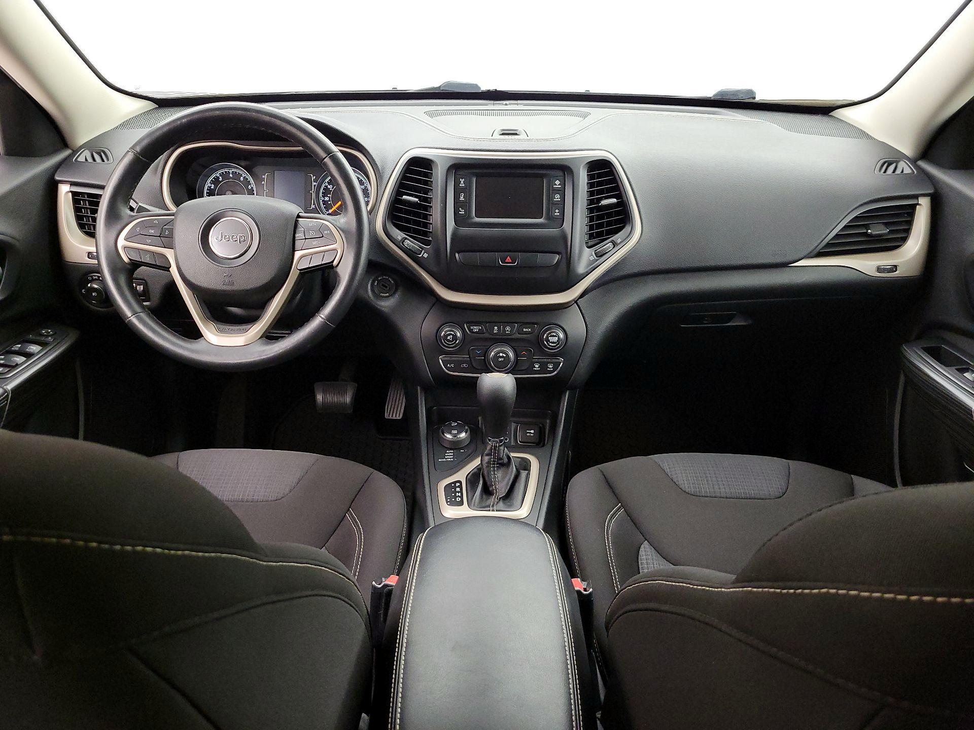 Thumbnail: 2015 Jeep Cherokee - 9