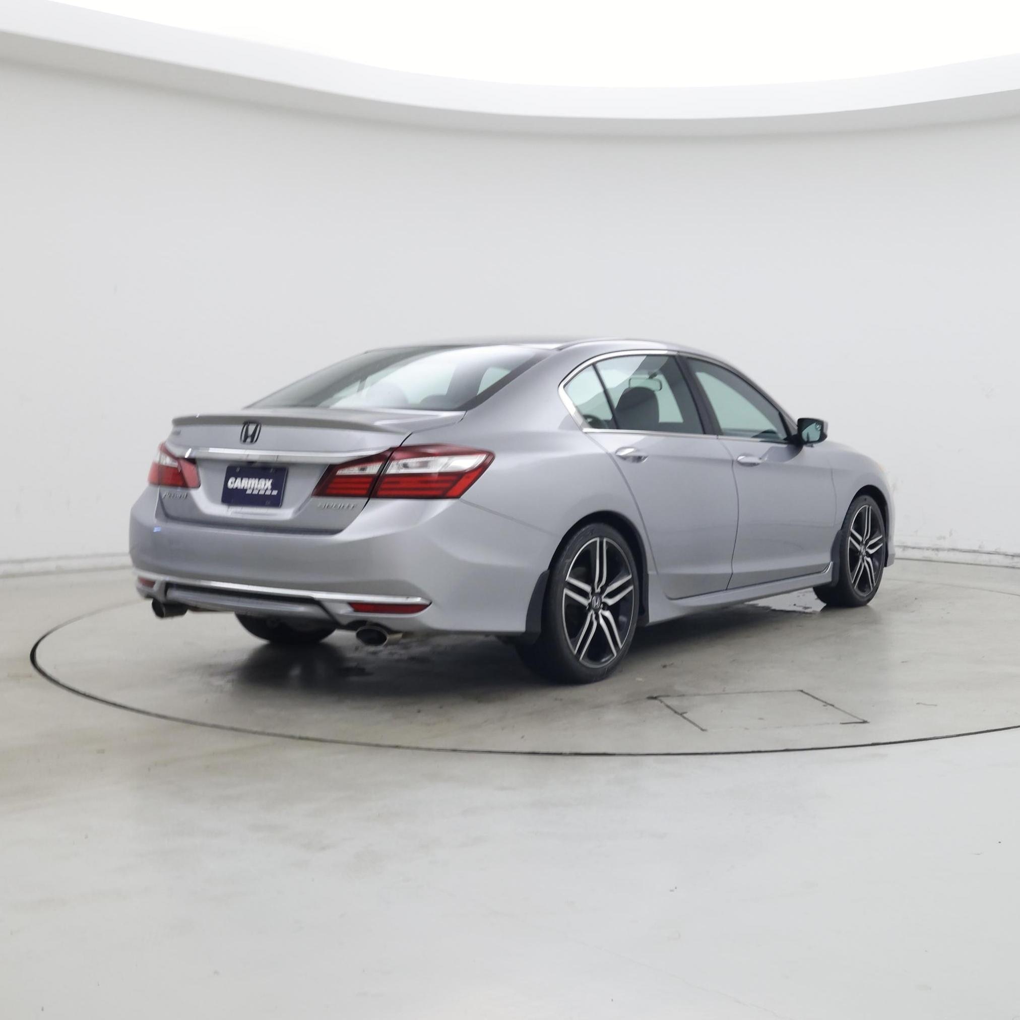 Thumbnail: 2017 Honda Accord - 8