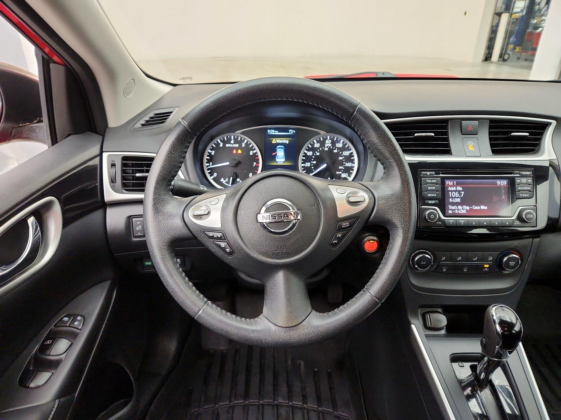Thumbnail: 2017 Nissan Sentra - 10