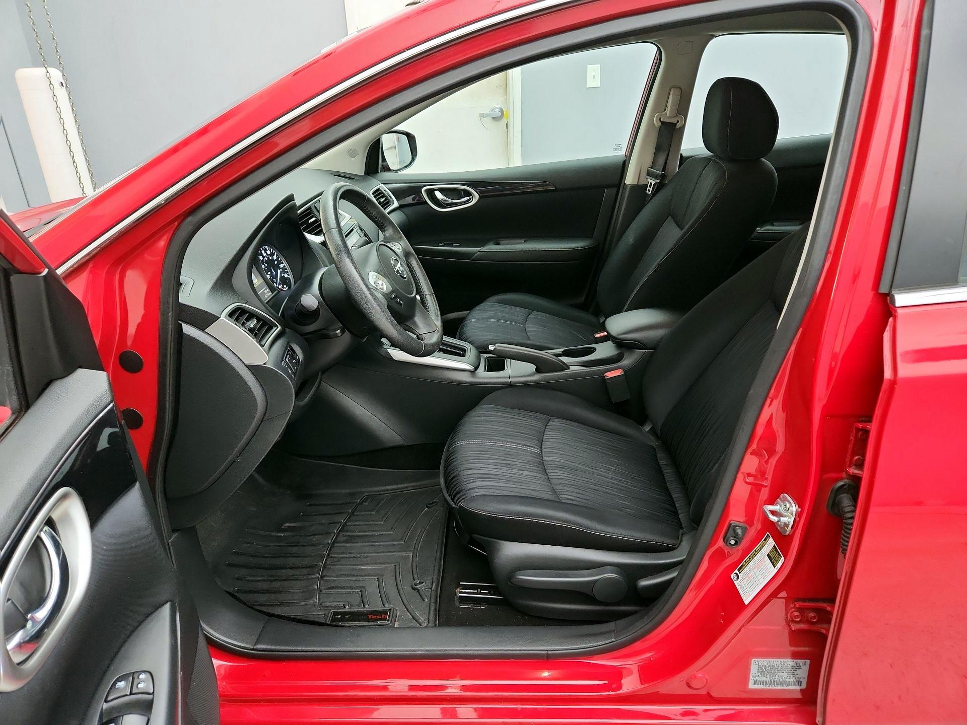 Thumbnail: 2017 Nissan Sentra - 11