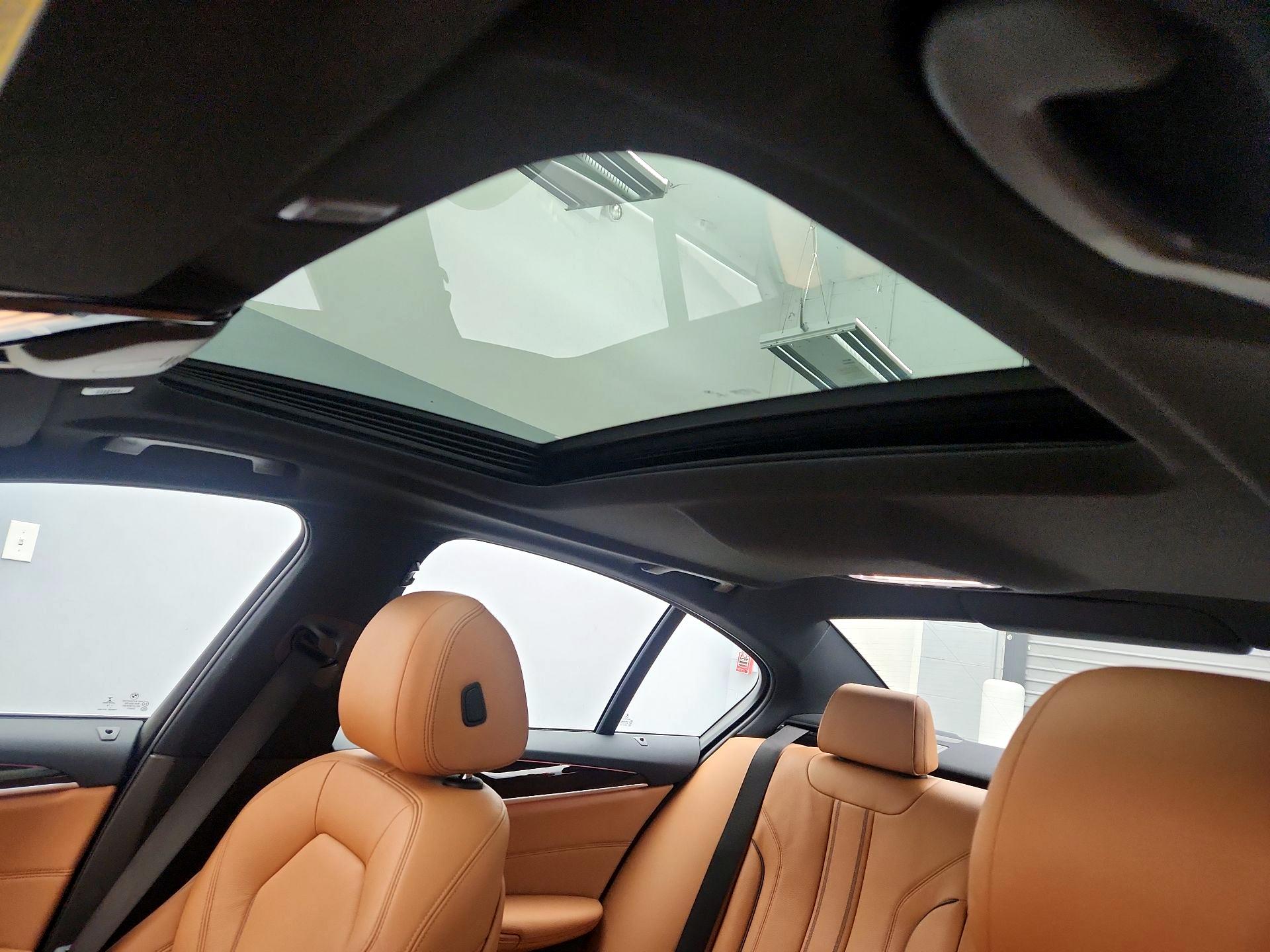 Thumbnail: 2019 BMW 5 Series - 20