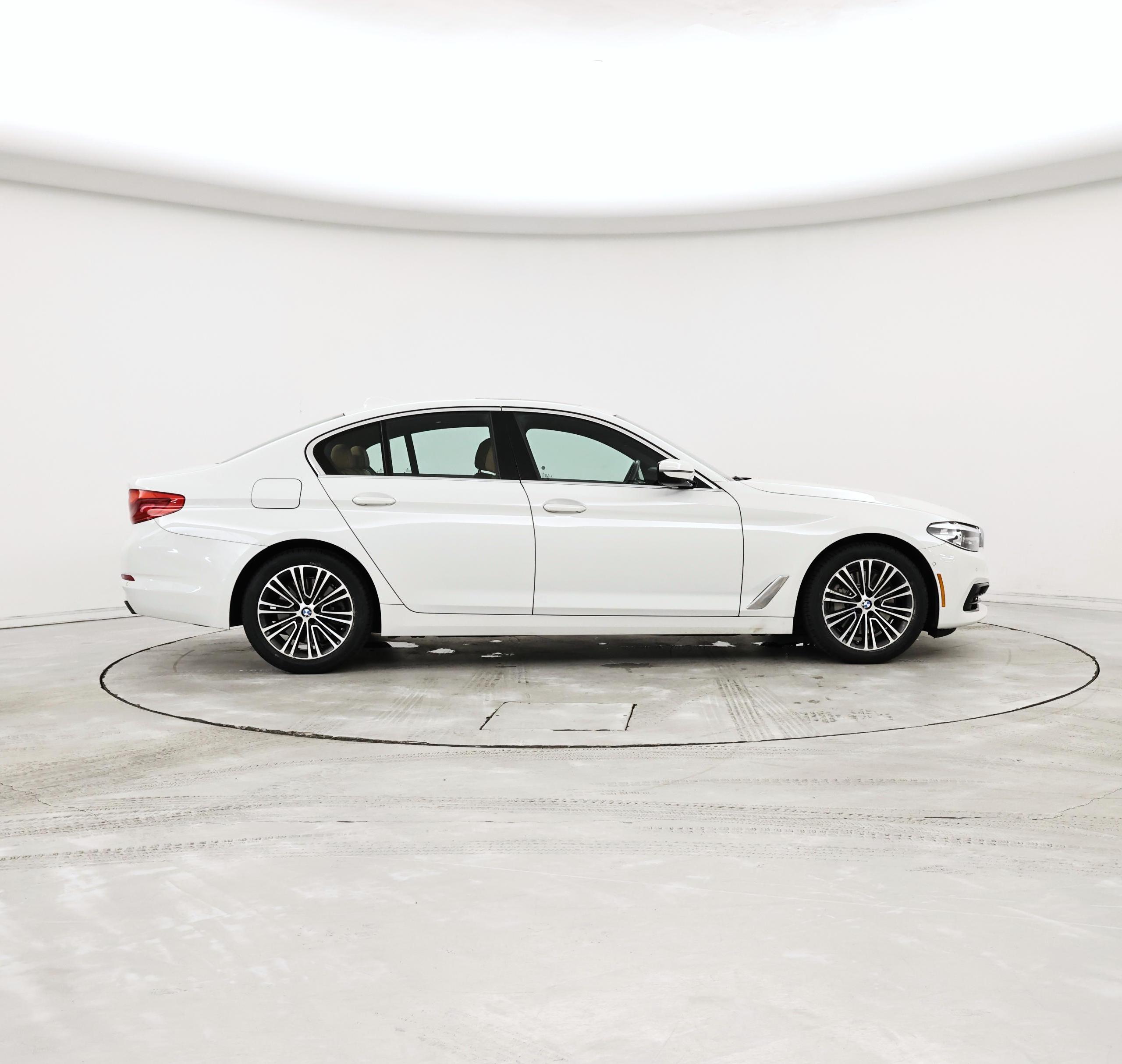 Thumbnail: 2019 BMW 5 Series - 7