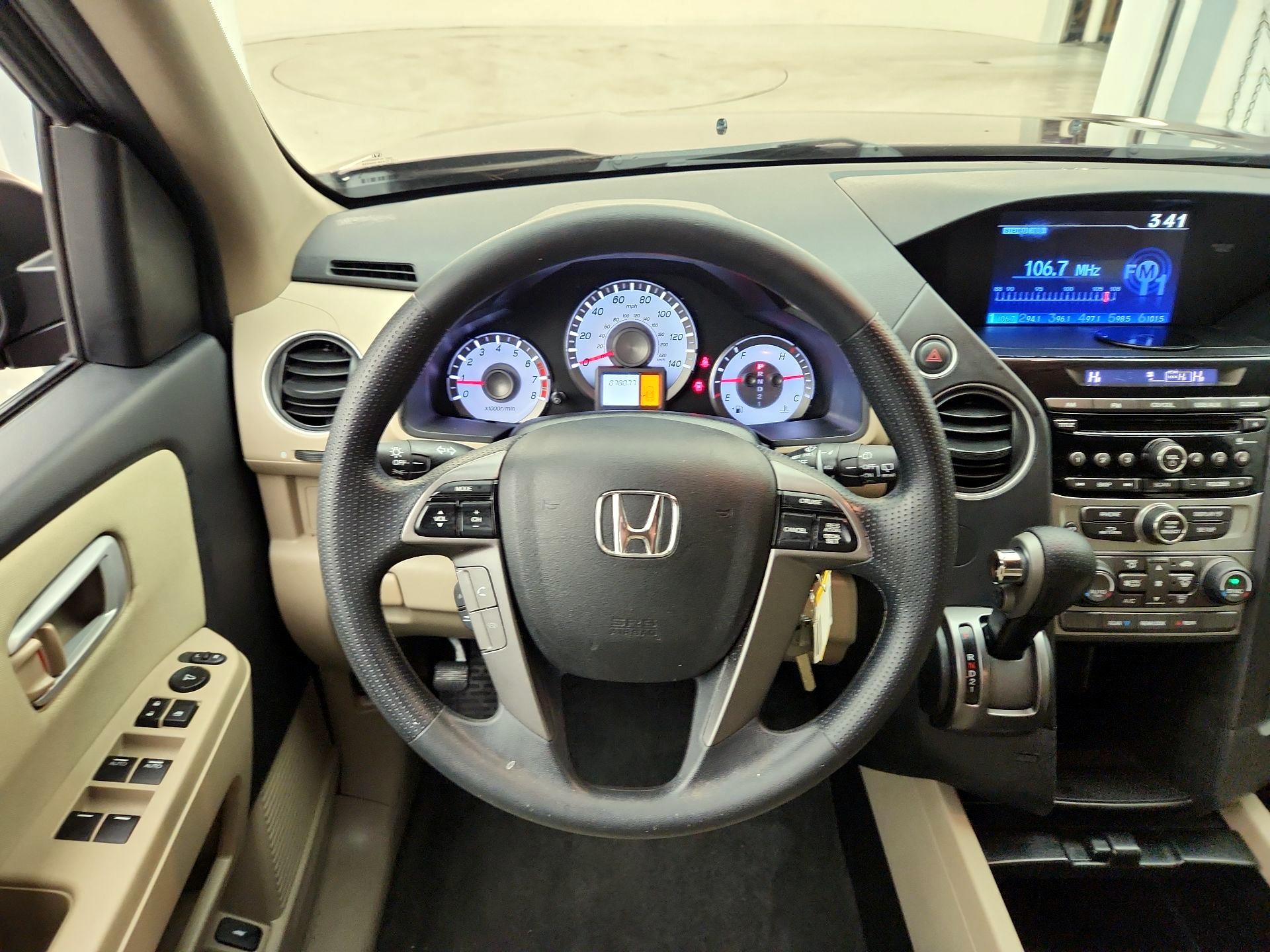 Thumbnail: 2015 Honda Pilot - 10