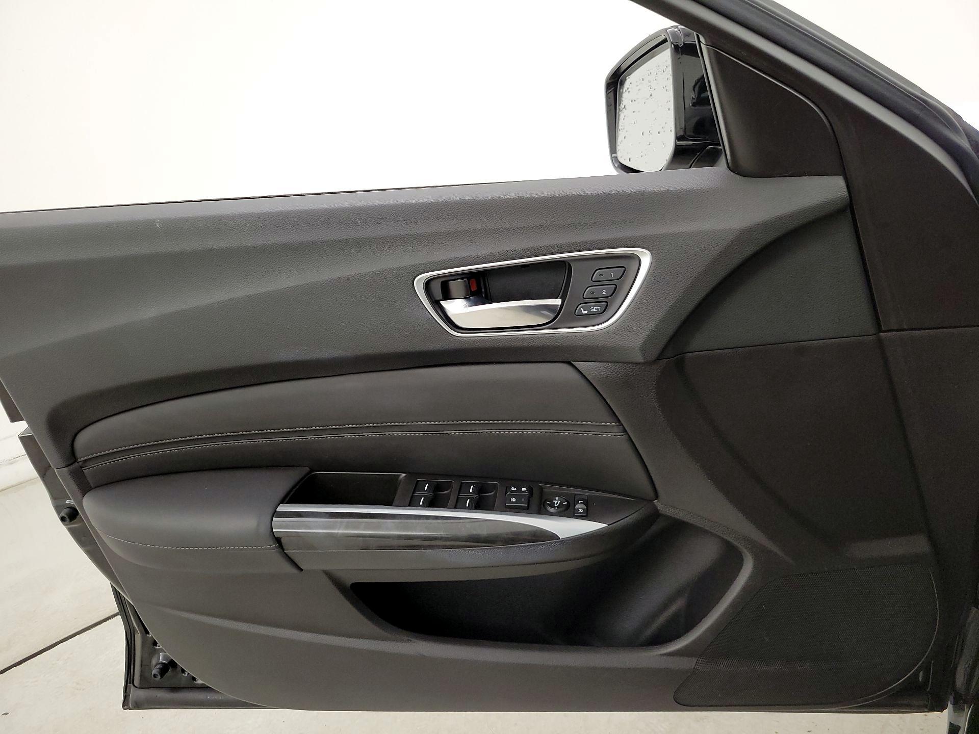 Thumbnail: 2020 Acura TLX - 12