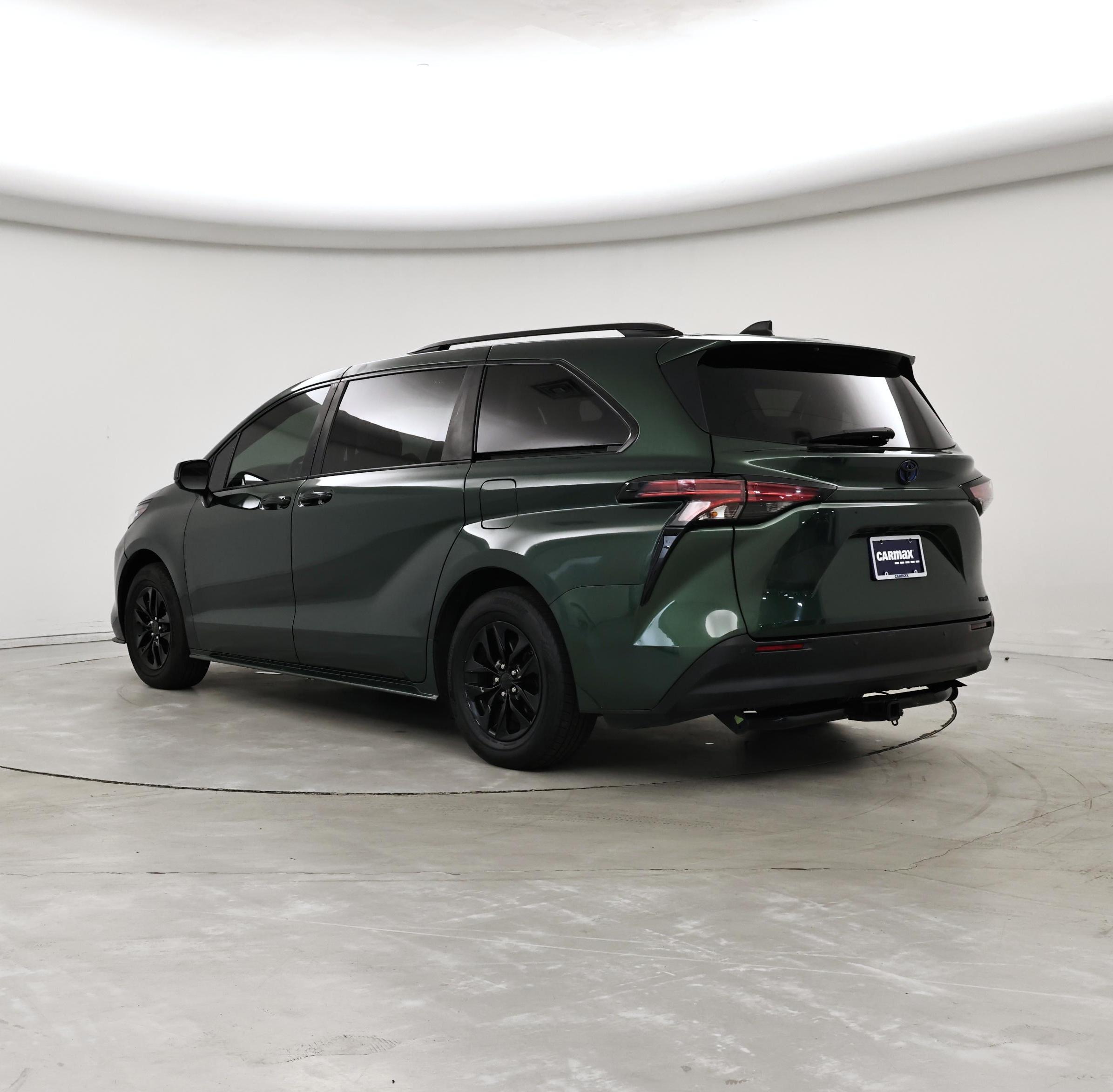 Thumbnail: 2021 Toyota Sienna - 2