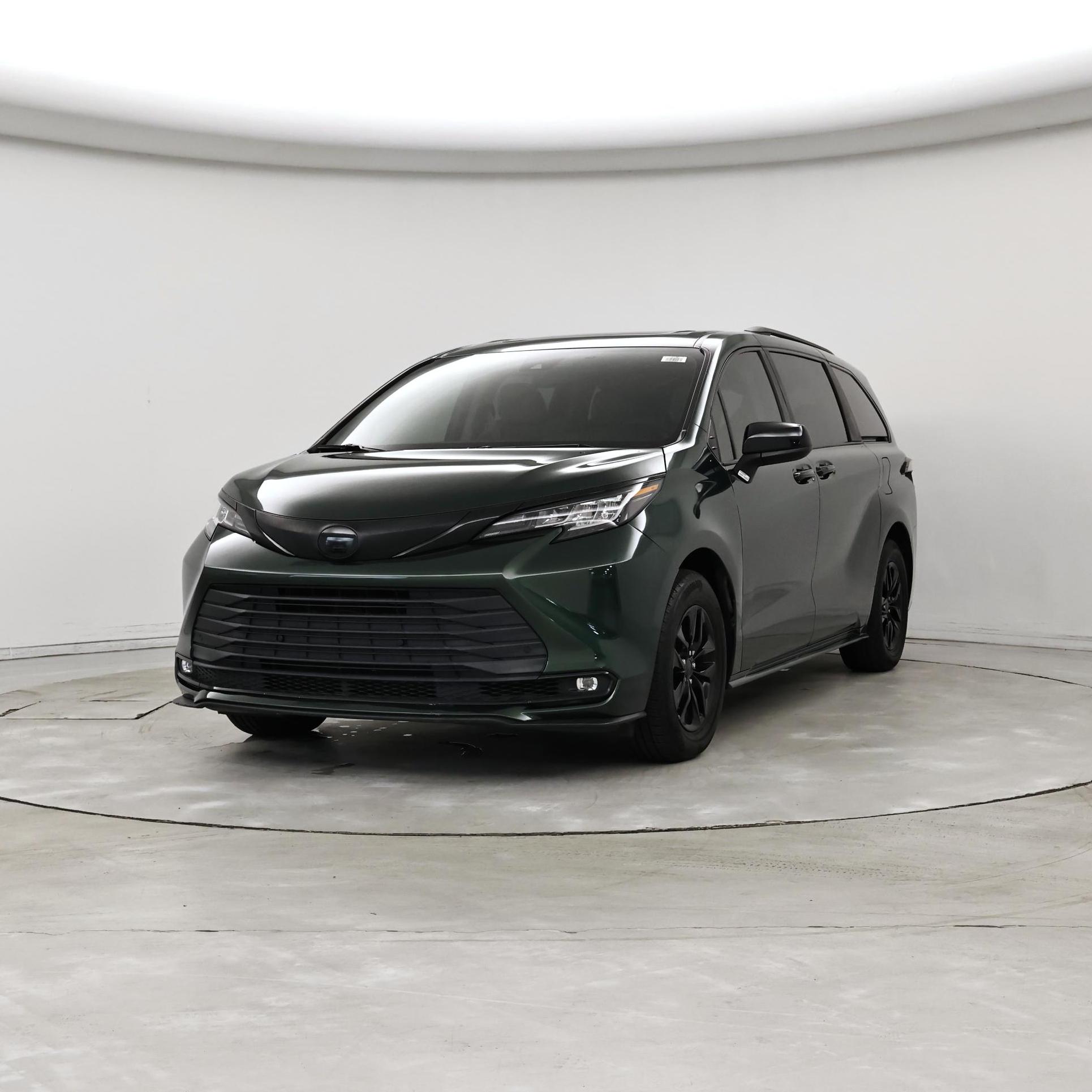 Thumbnail: 2021 Toyota Sienna - 4