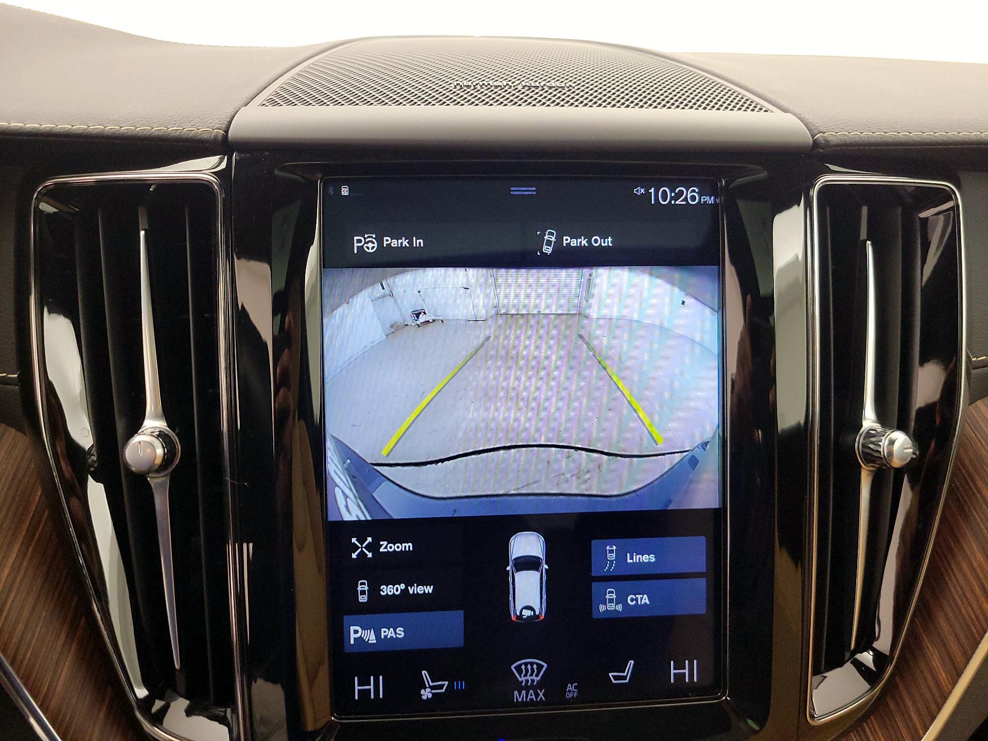 Thumbnail: 2020 Volvo XC60 - 14