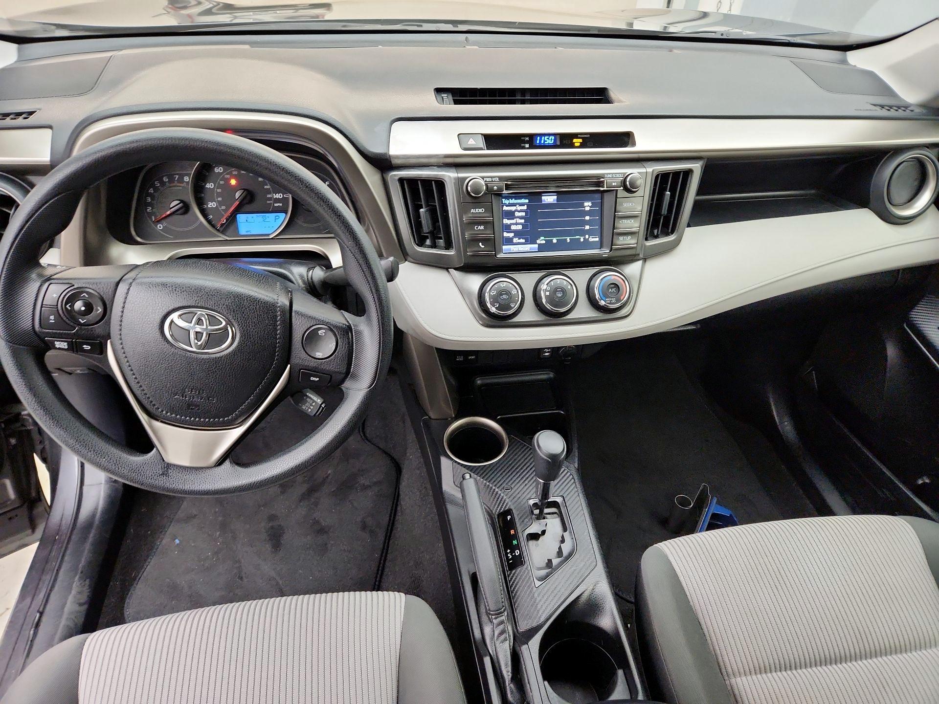 Thumbnail: 2014 Toyota RAV4 - 9