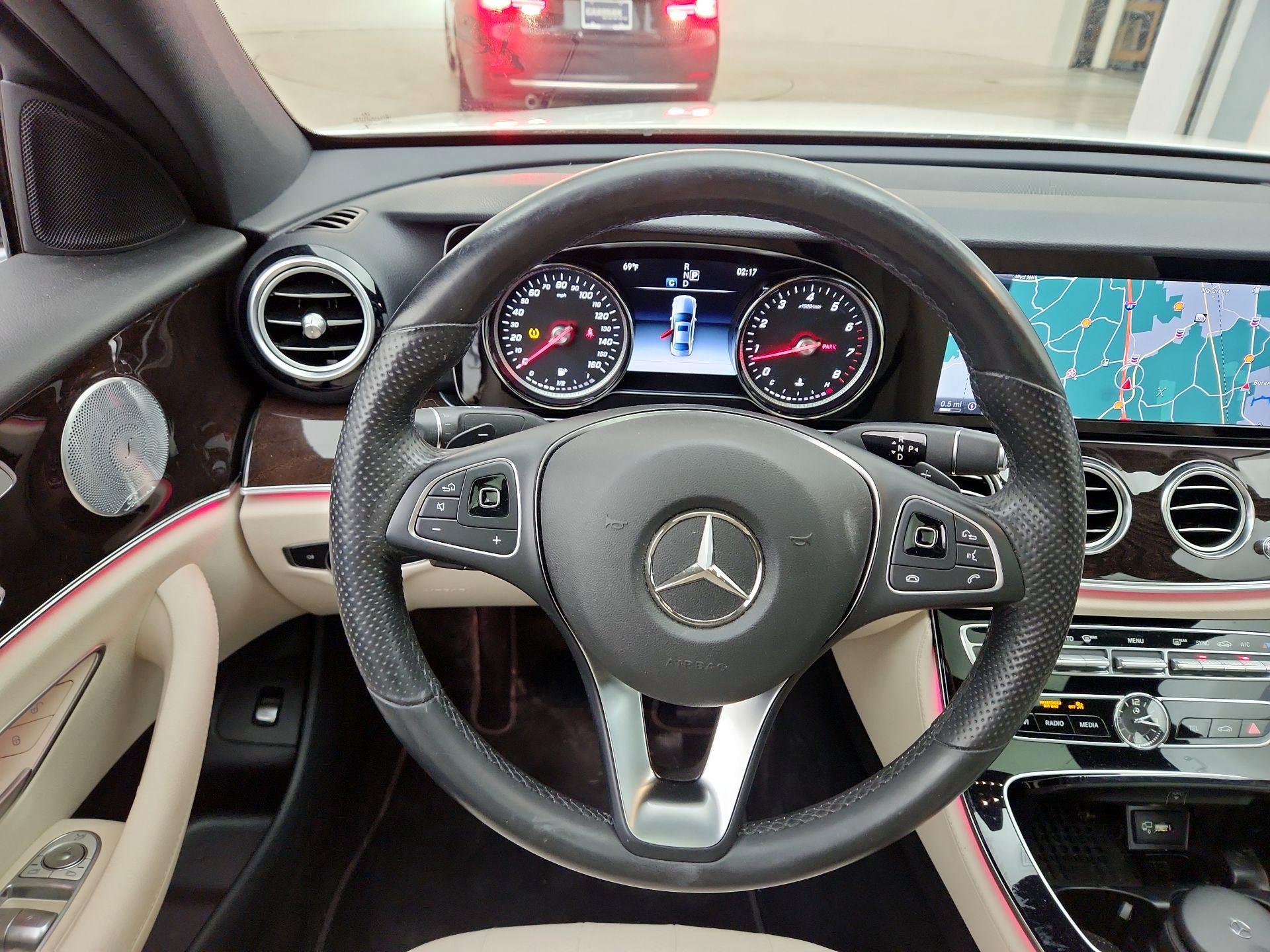 Thumbnail: 2017 Mercedes-Benz E-Class - 10