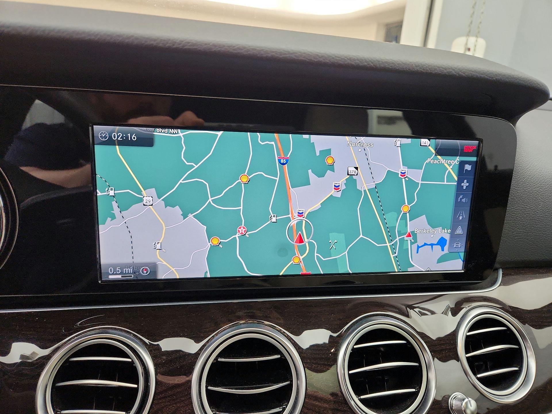 Thumbnail: 2017 Mercedes-Benz E-Class - 14