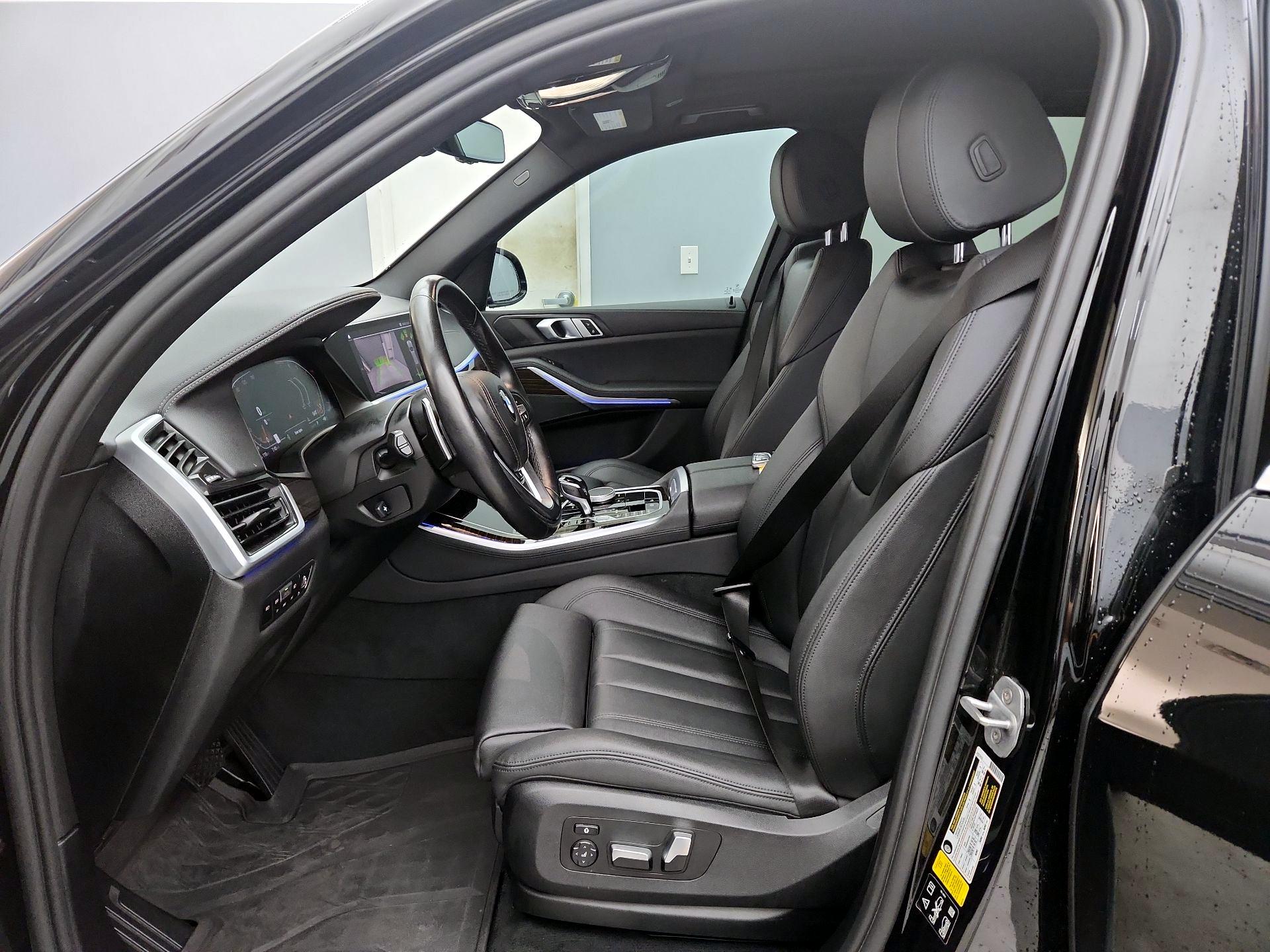 Thumbnail: 2020 BMW X5 - 11