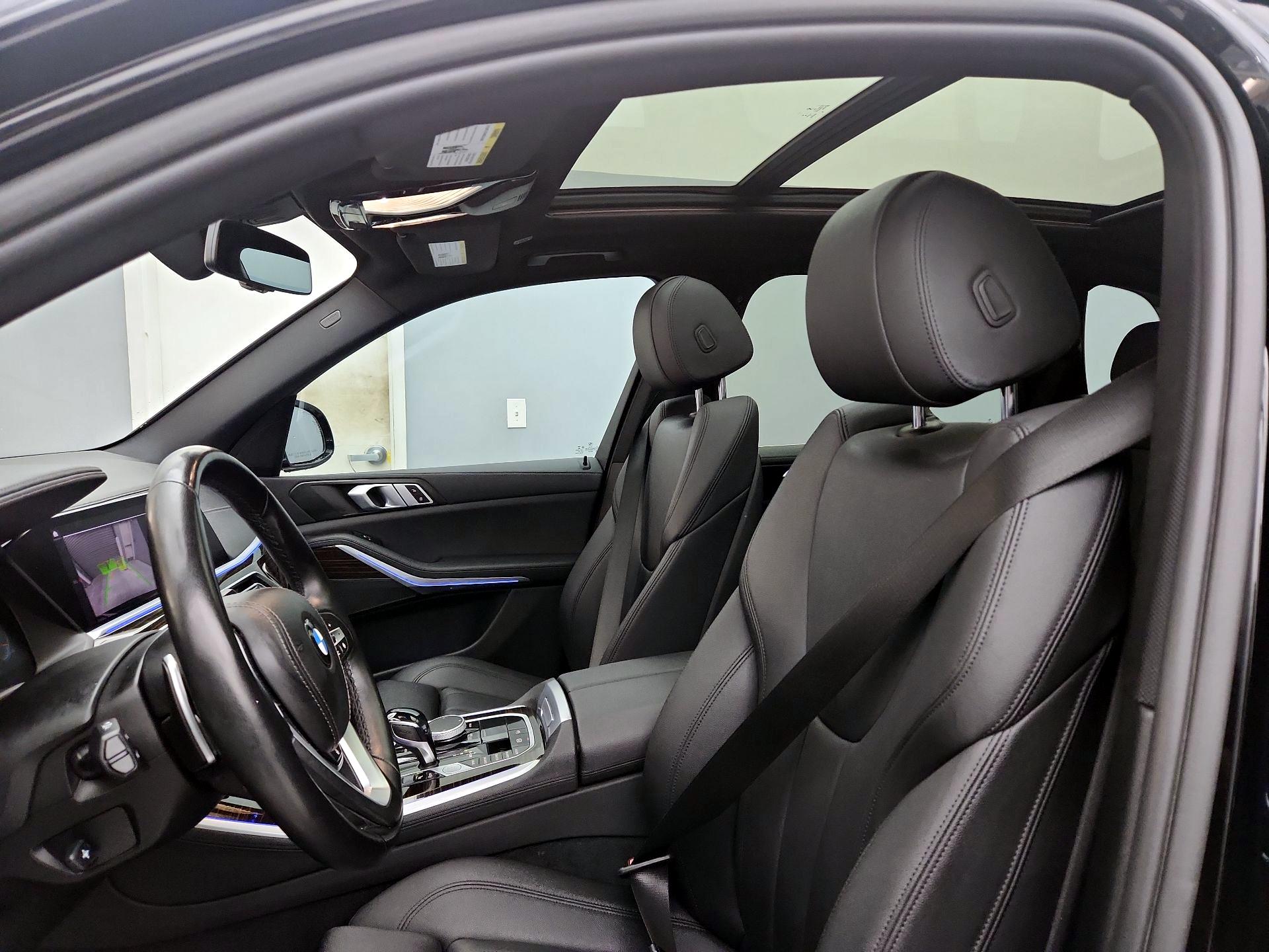 Thumbnail: 2020 BMW X5 - 20