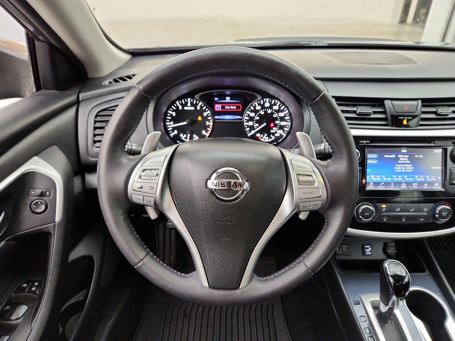 Thumbnail: 2018 Nissan Altima - 10