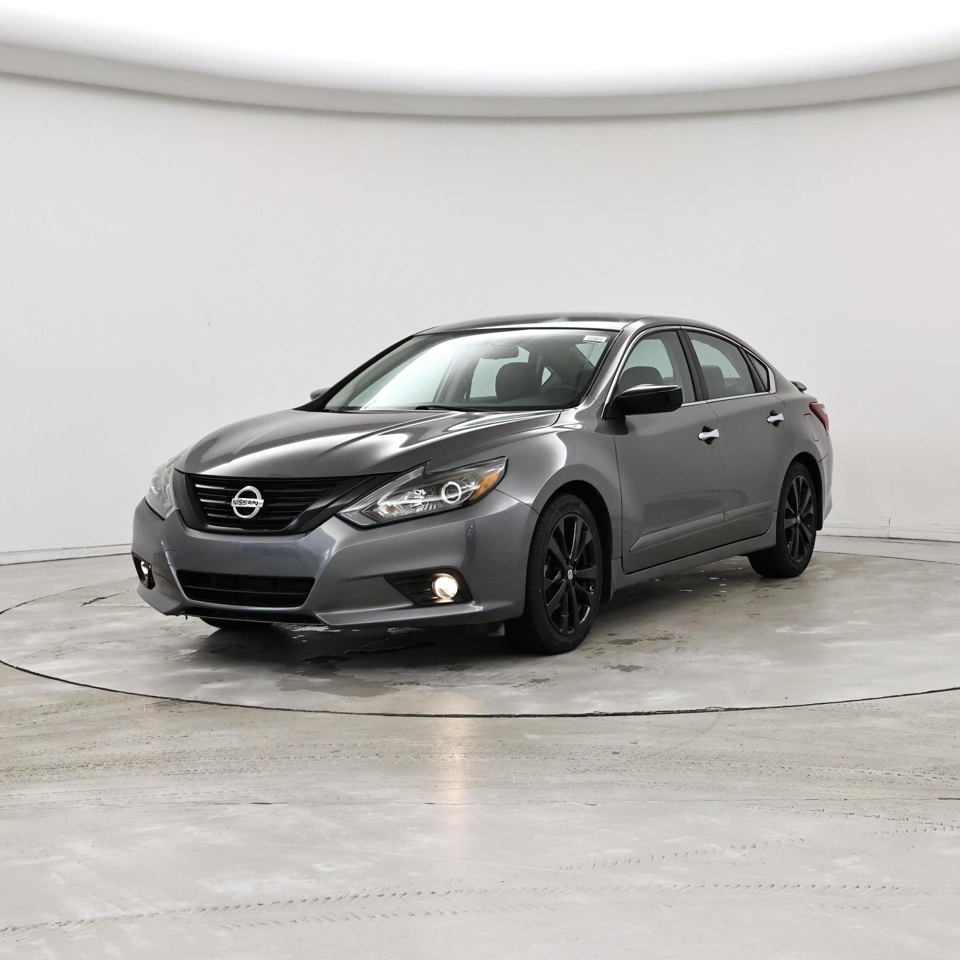 Thumbnail: 2018 Nissan Altima - 4