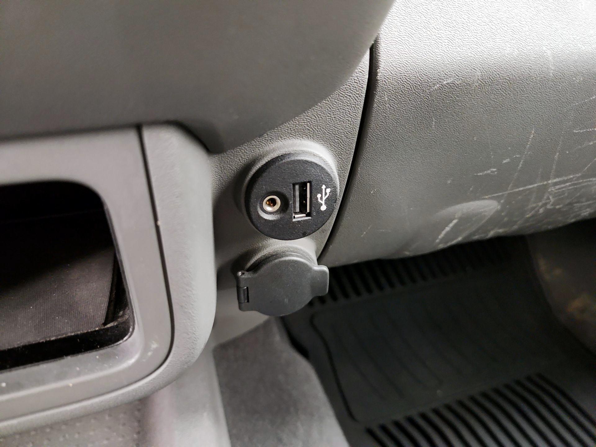 Thumbnail: 2019 Nissan Frontier - 18