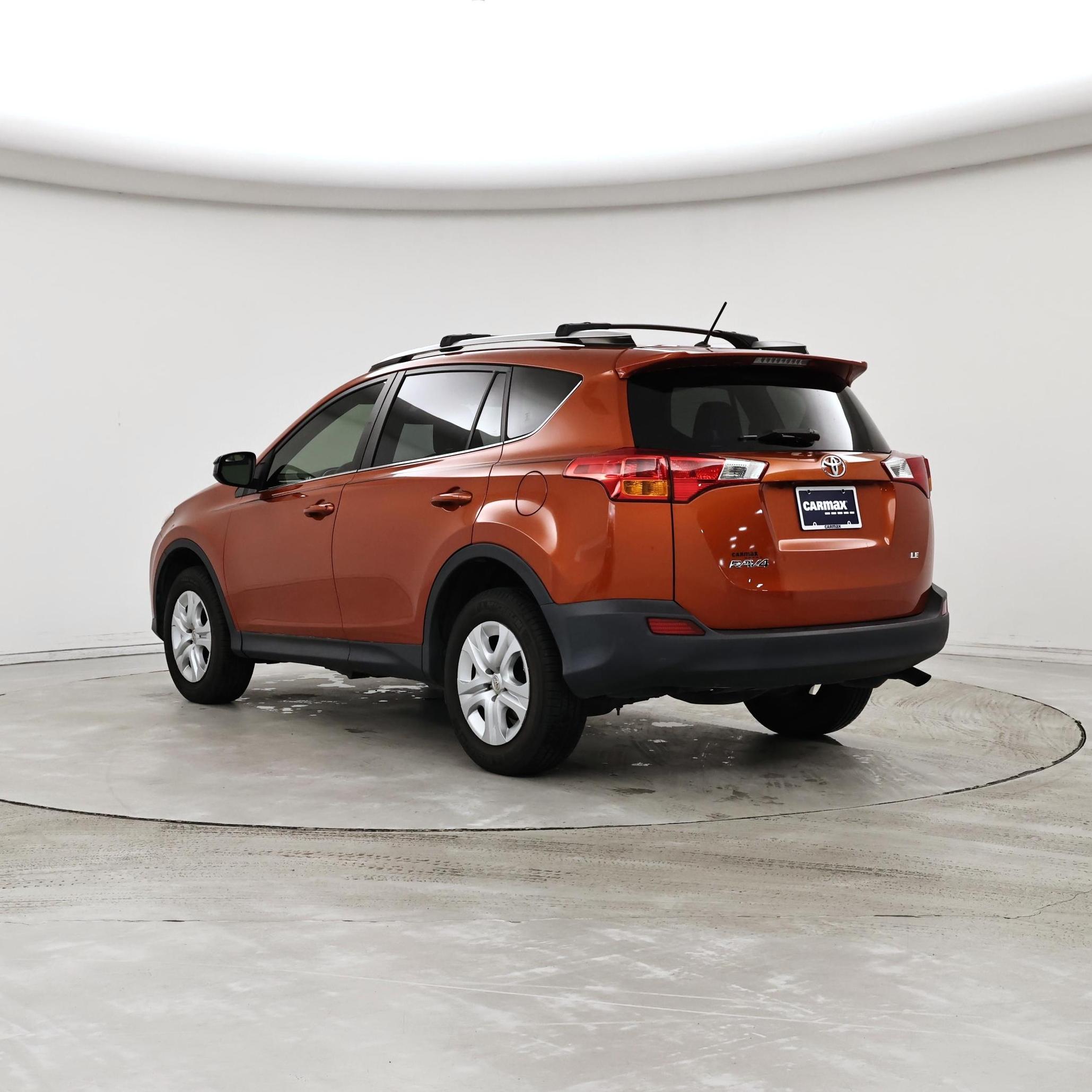 Thumbnail: 2015 Toyota RAV4 - 2