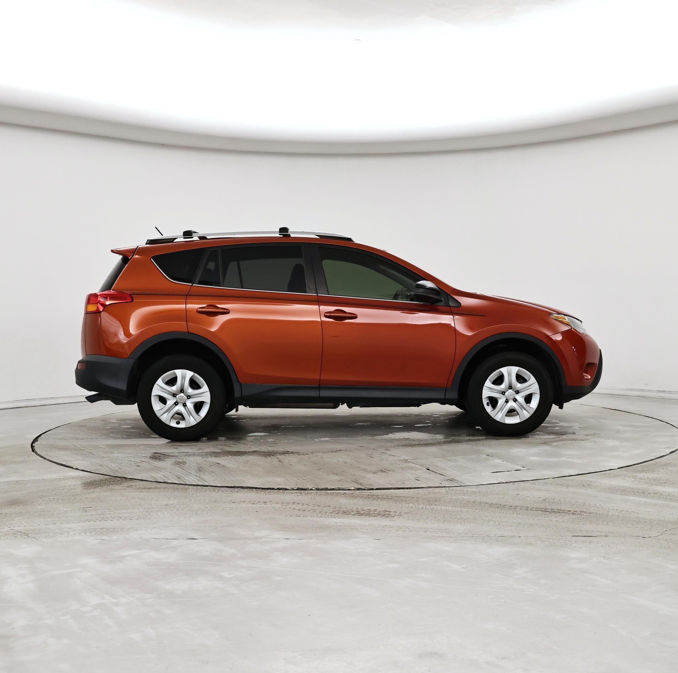 Thumbnail: 2015 Toyota RAV4 - 7
