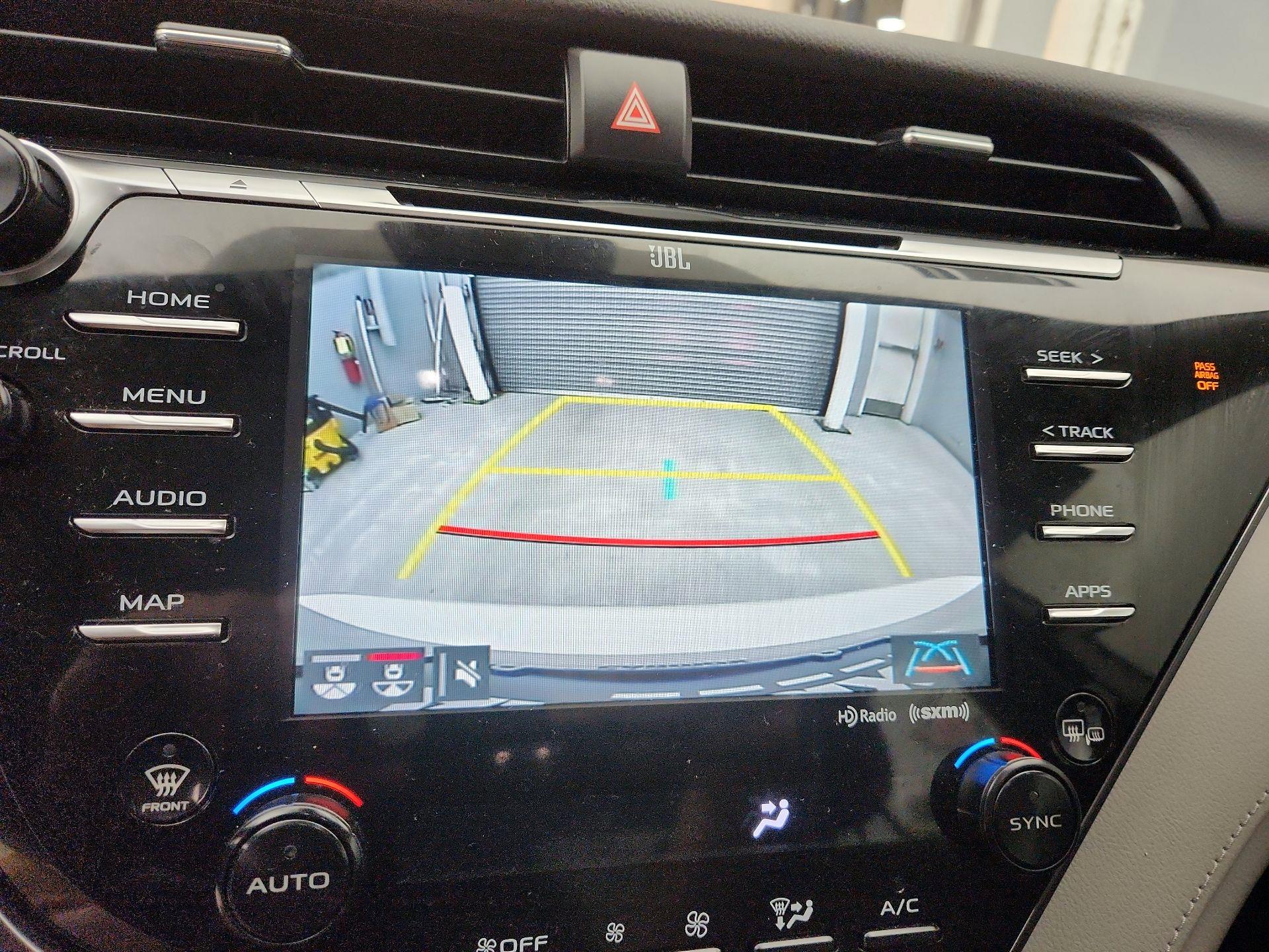 Thumbnail: 2019 Toyota Camry - 15