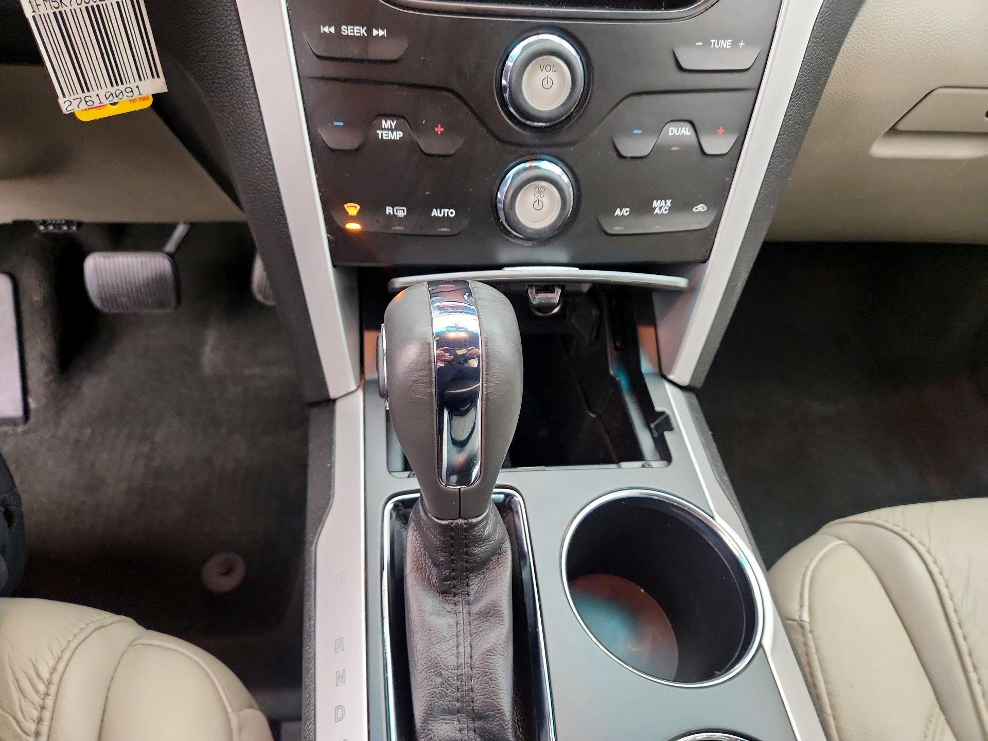 Thumbnail: 2014 Ford Explorer - 17