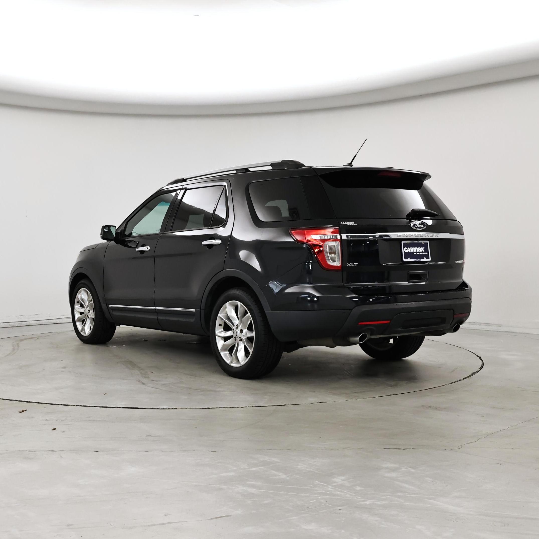 Thumbnail: 2014 Ford Explorer - 2
