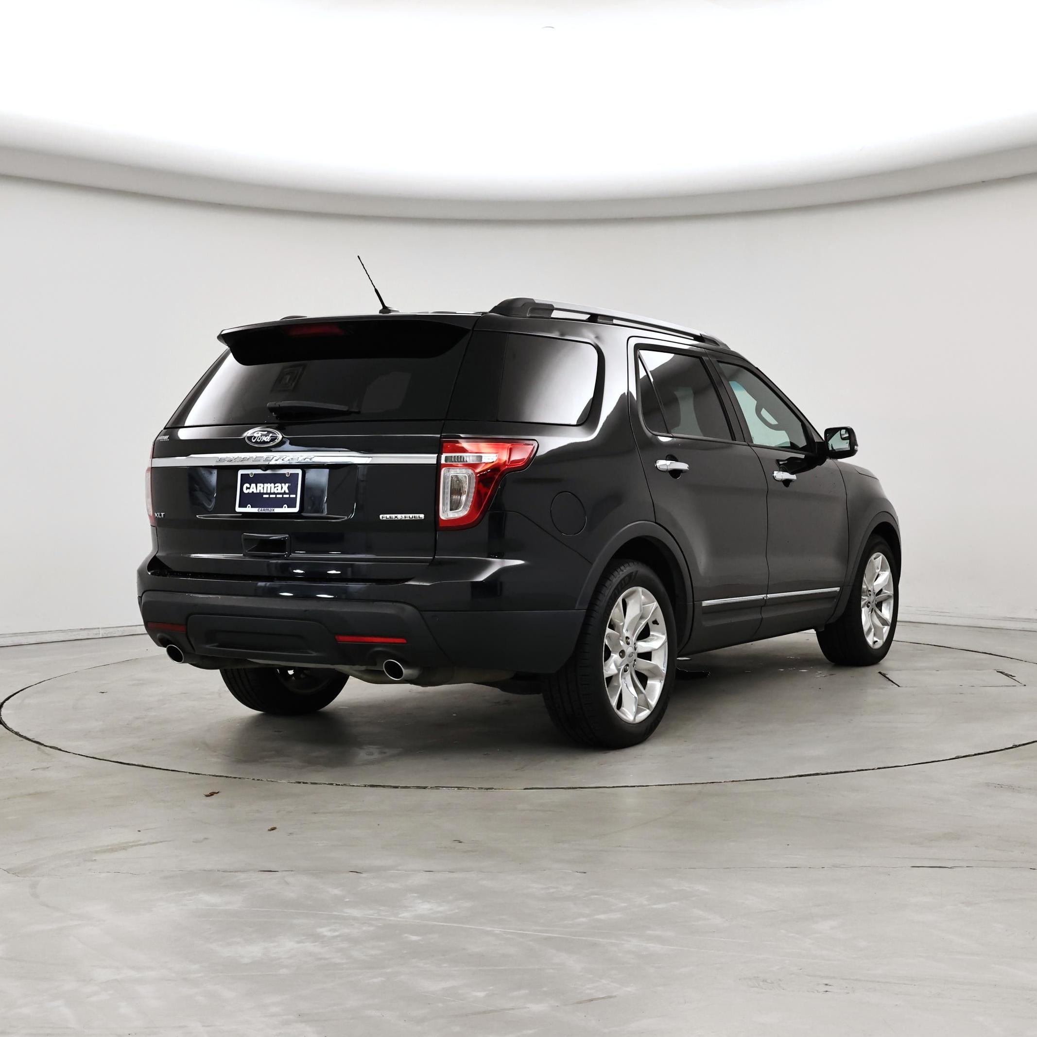 Thumbnail: 2014 Ford Explorer - 8