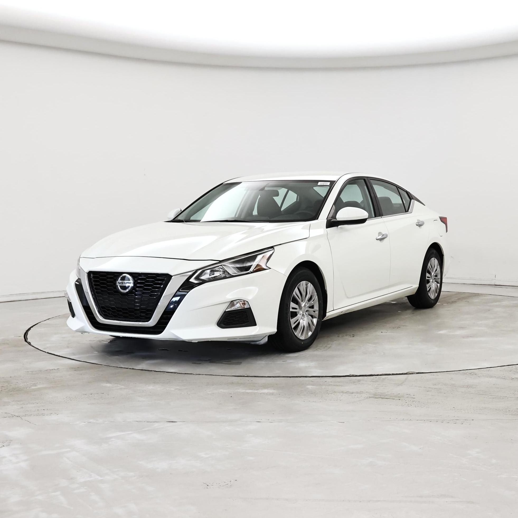 Thumbnail: 2020 Nissan Altima - 4