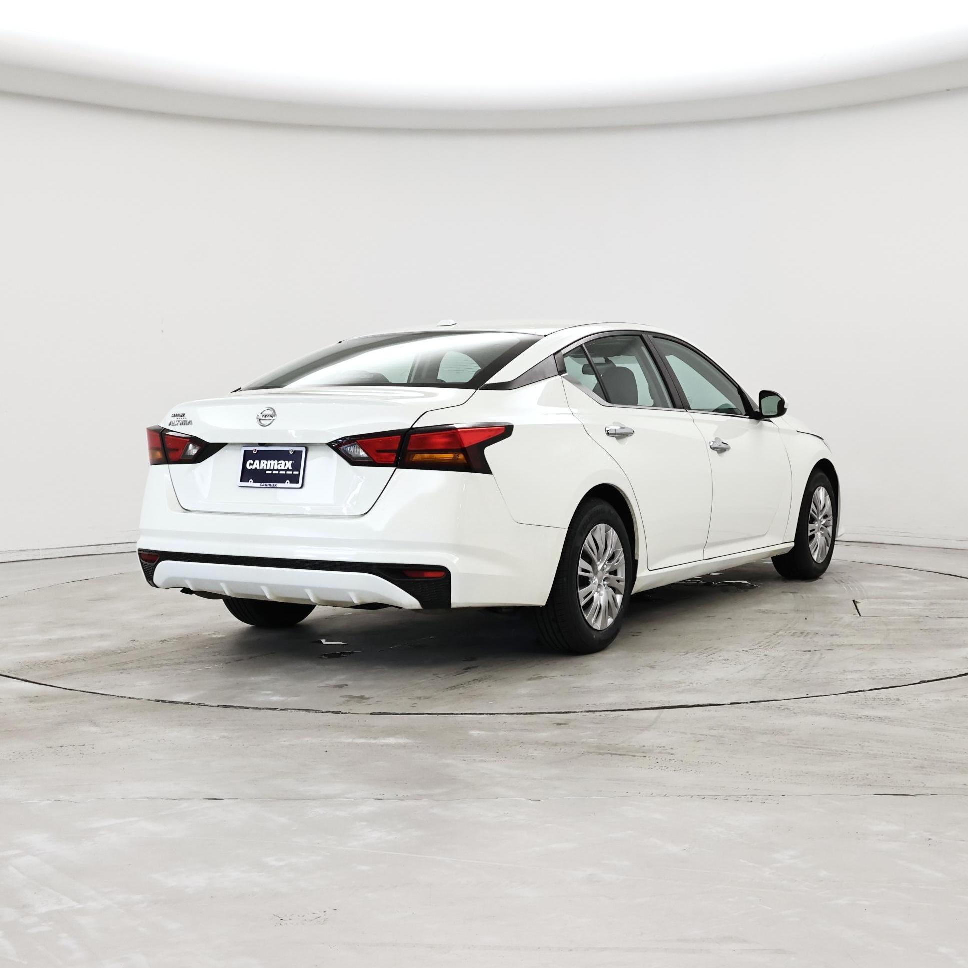 Thumbnail: 2020 Nissan Altima - 8