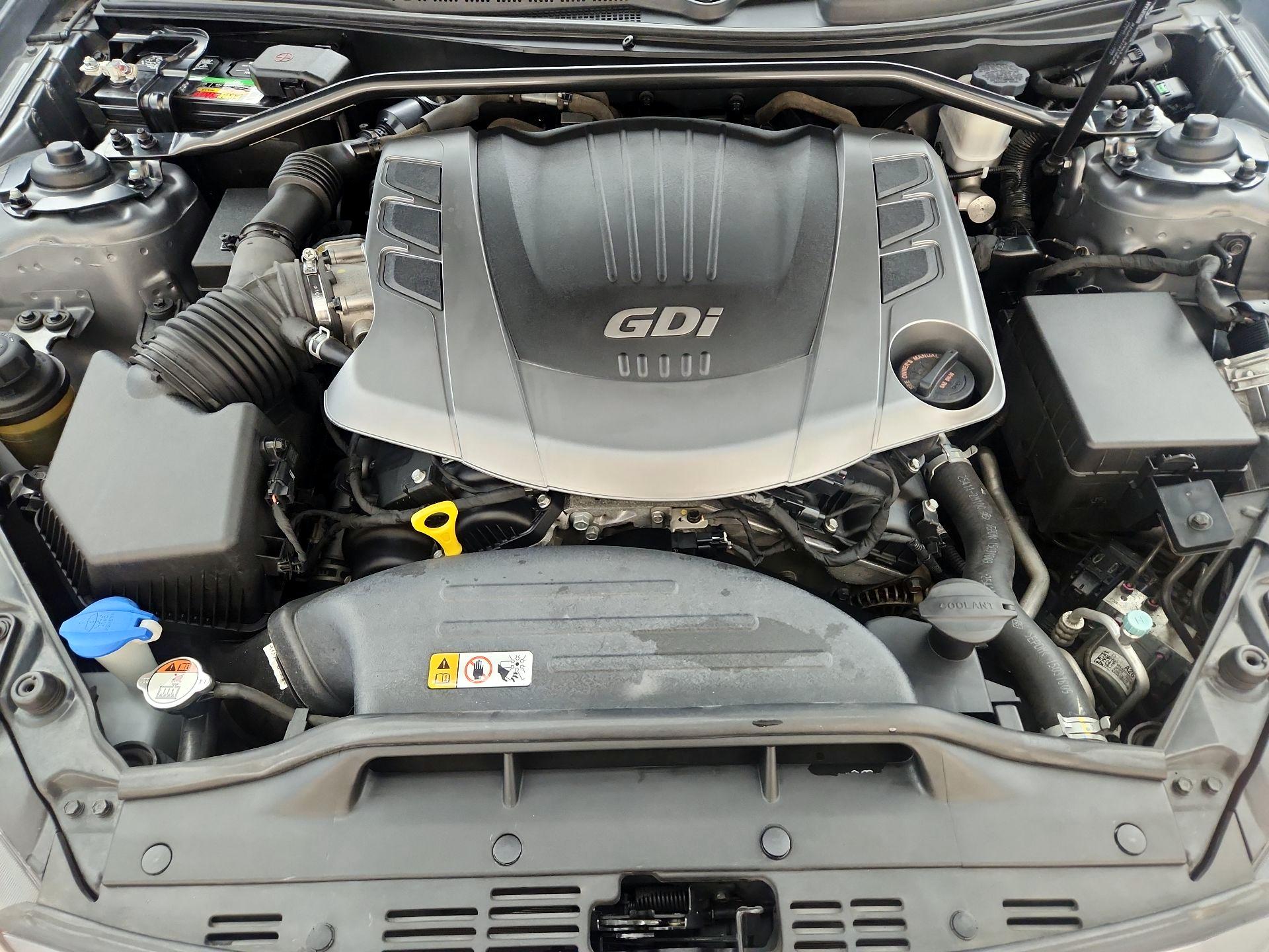 Thumbnail: 2015 Hyundai Genesis - 18