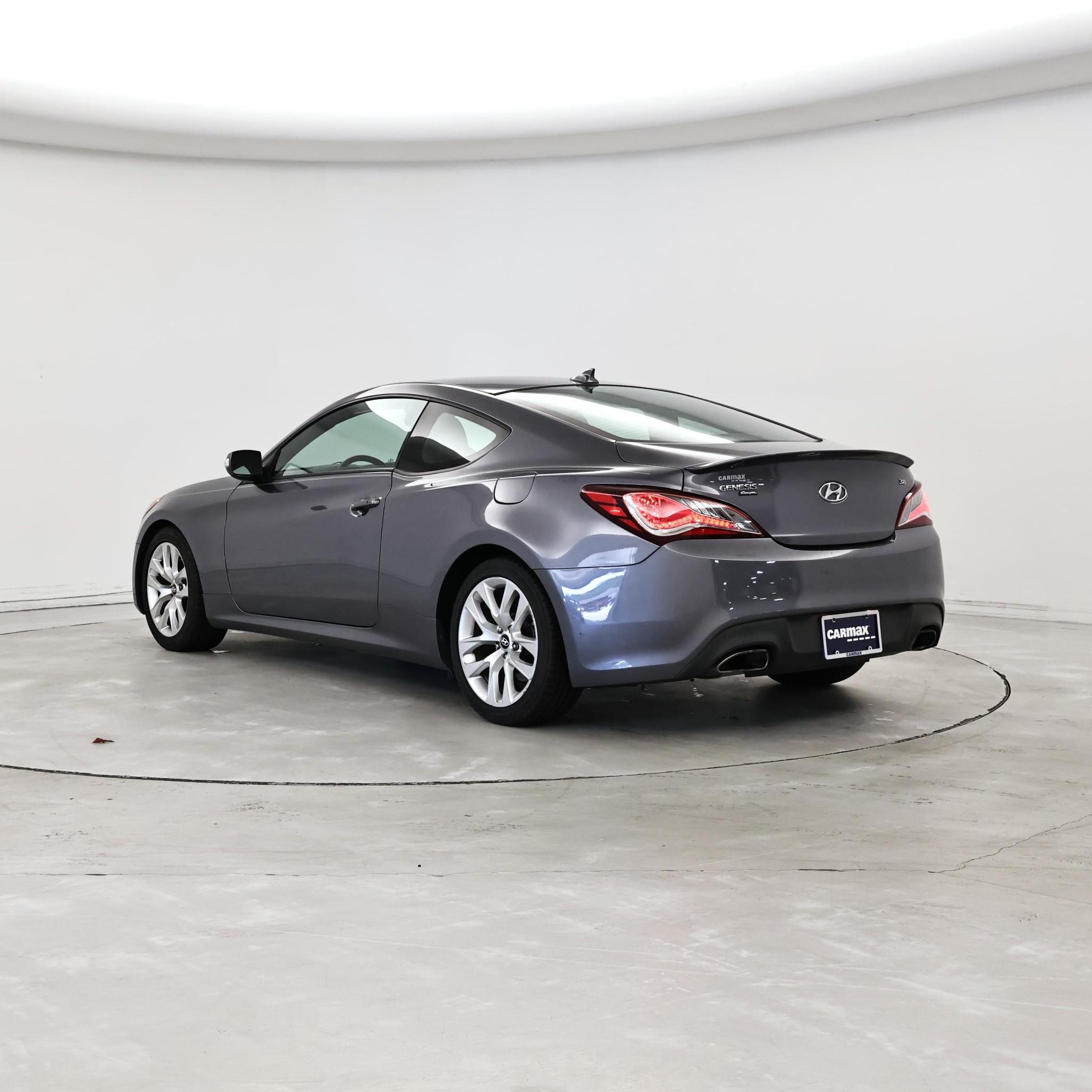 Thumbnail: 2015 Hyundai Genesis - 2