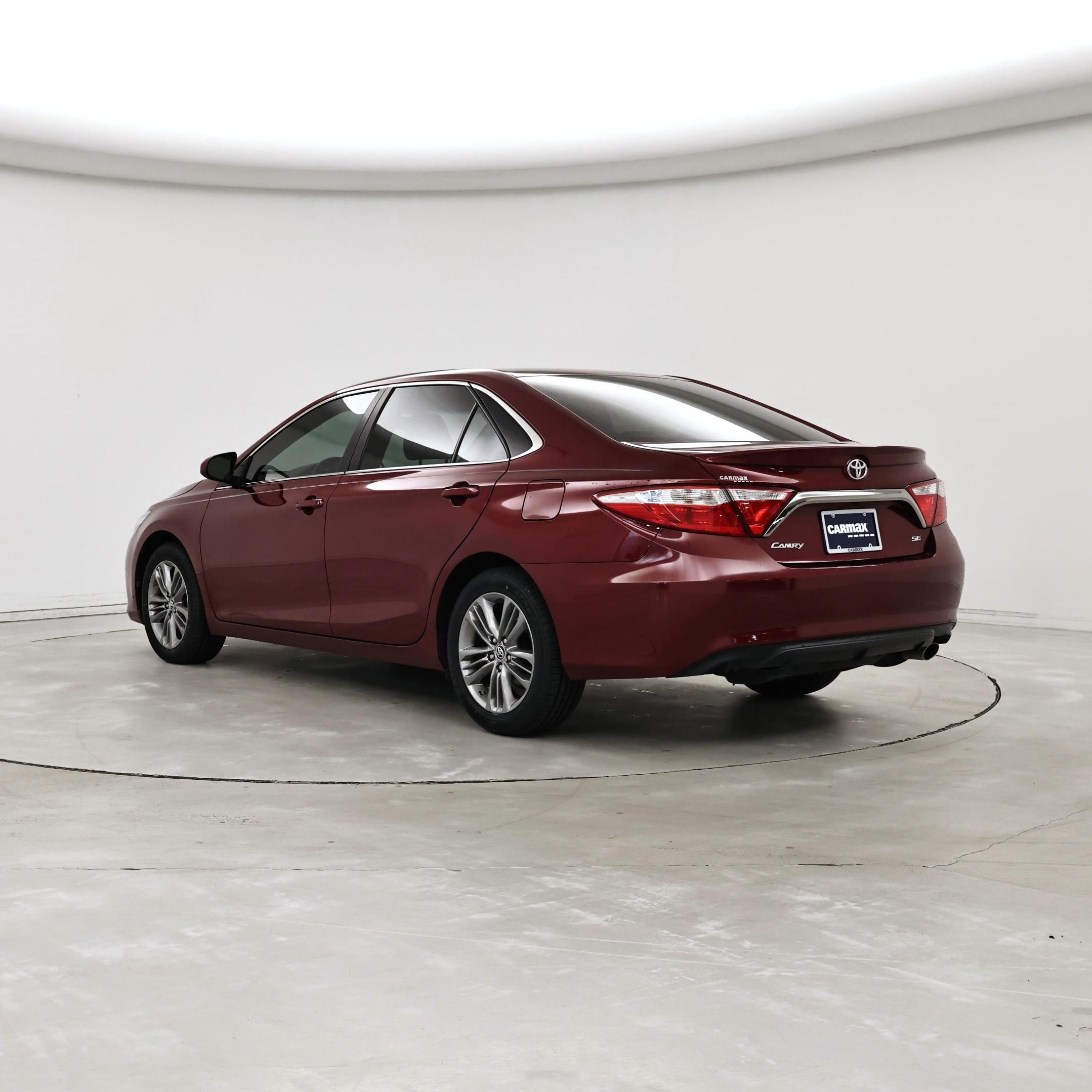 Thumbnail: 2016 Toyota Camry - 2