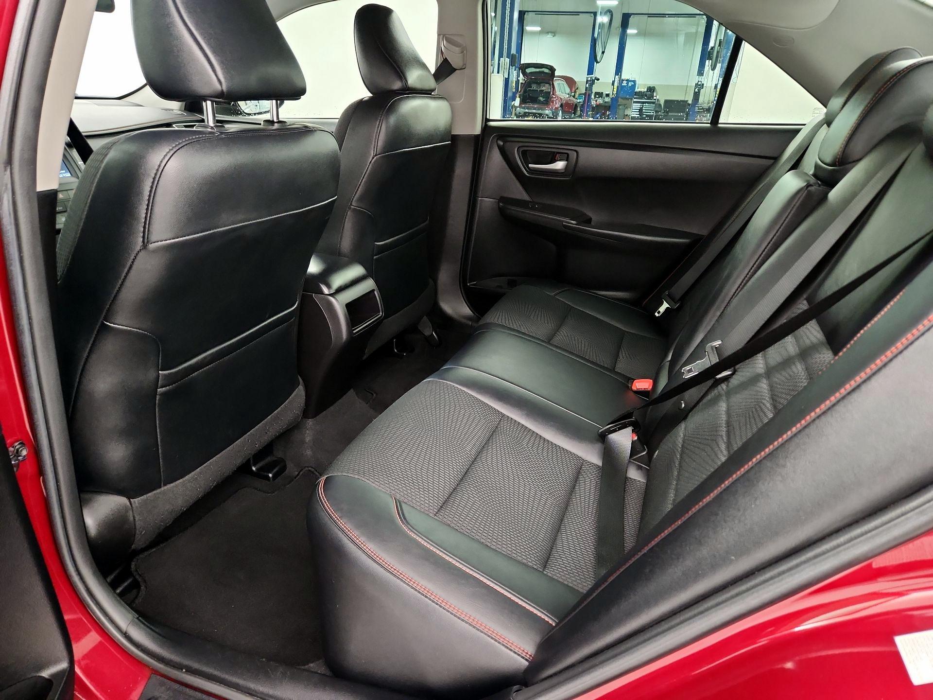 Thumbnail: 2016 Toyota Camry - 19