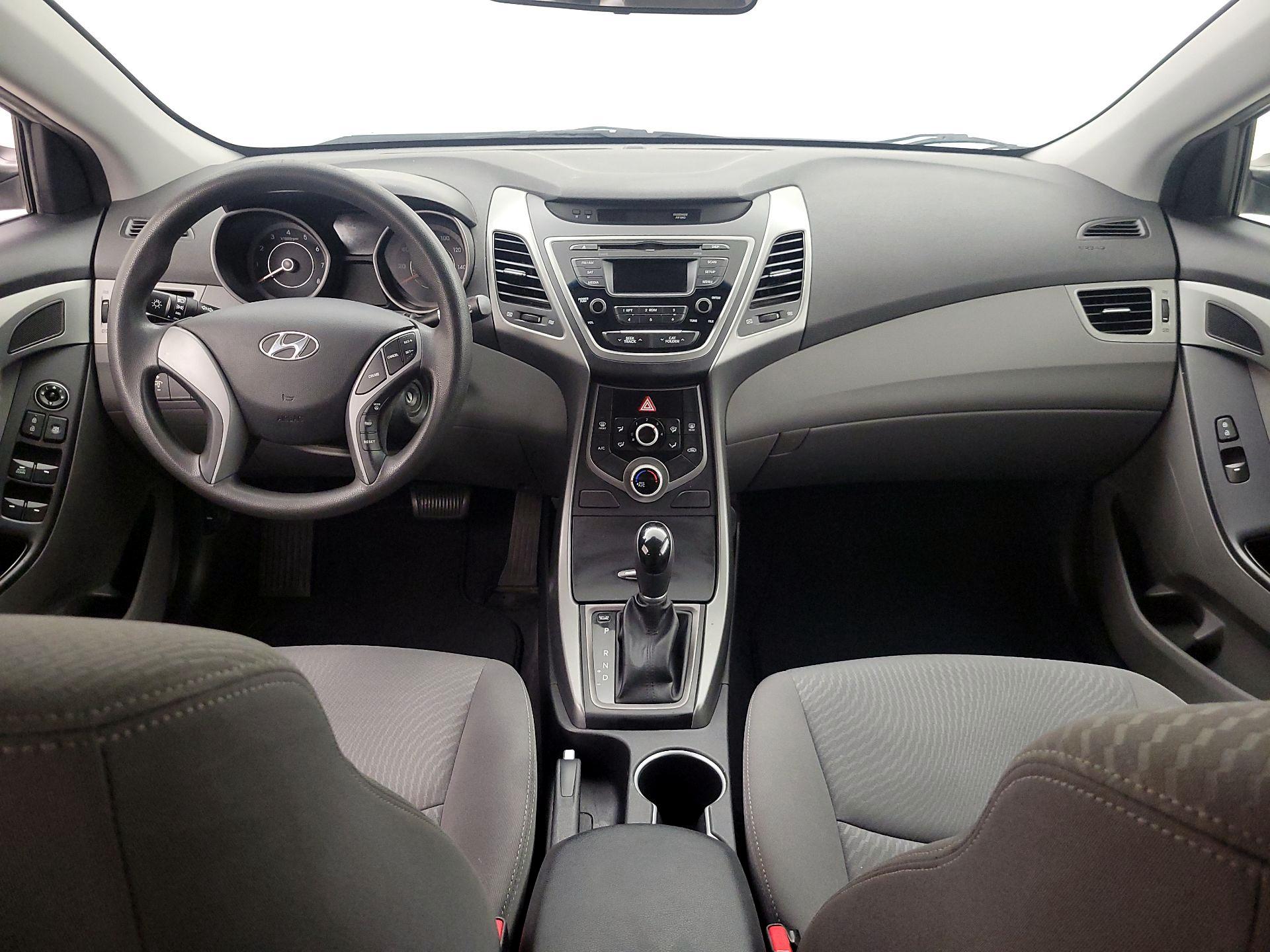 Thumbnail: 2015 Hyundai Elantra - 9