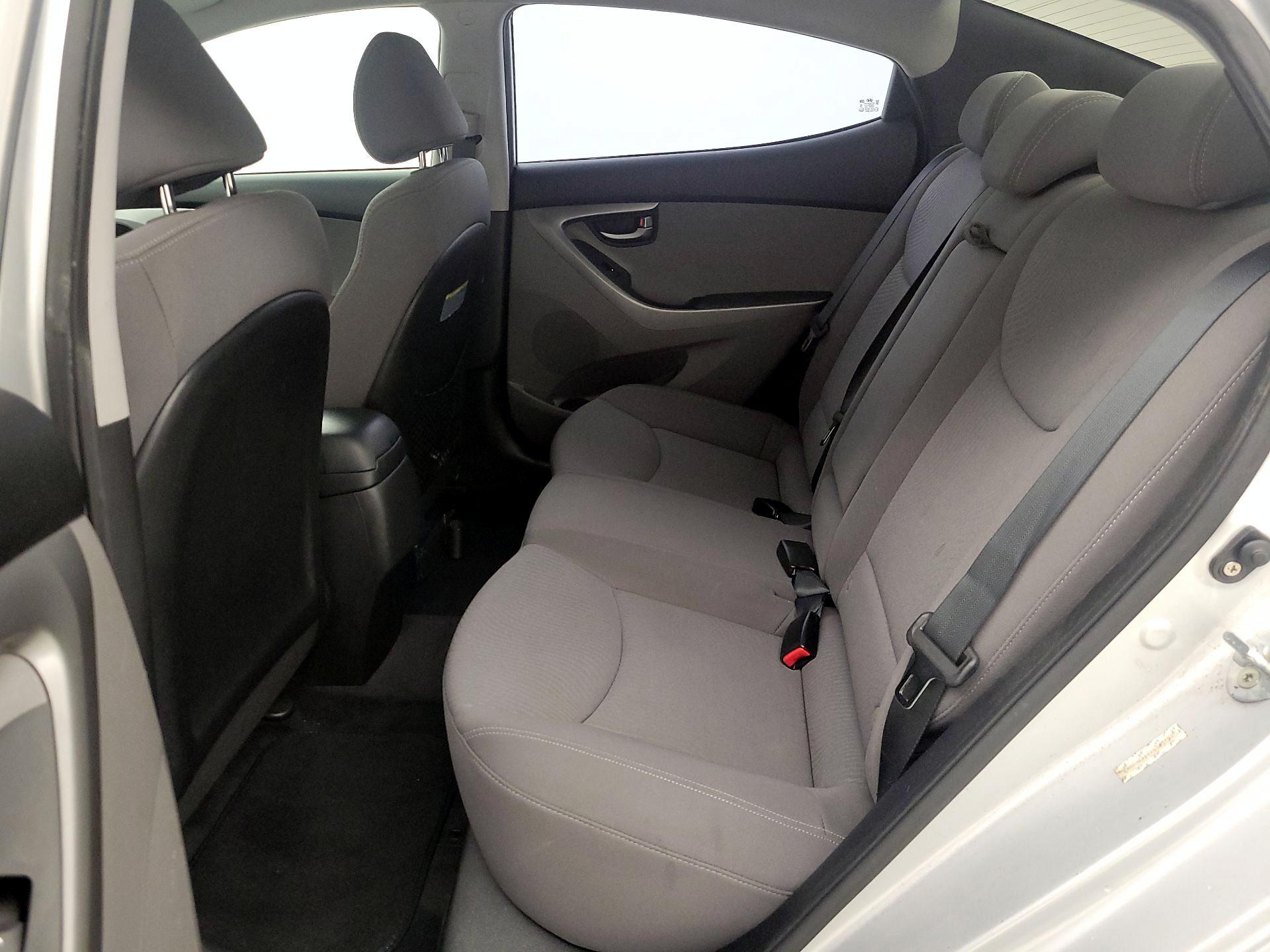 Thumbnail: 2015 Hyundai Elantra - 18