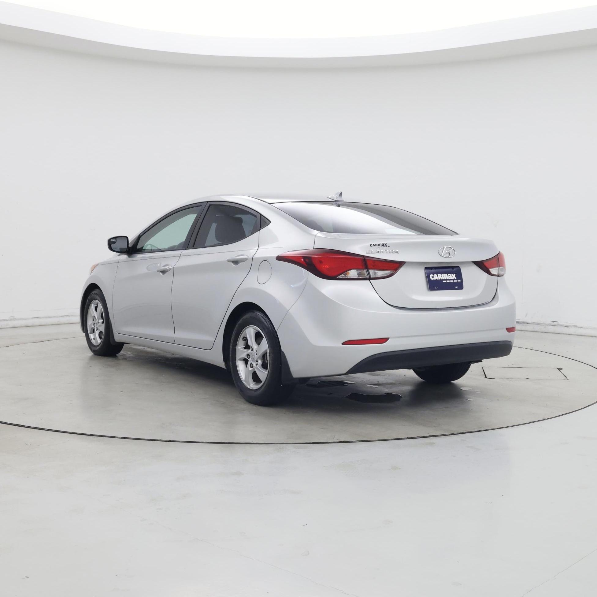 Thumbnail: 2015 Hyundai Elantra - 2