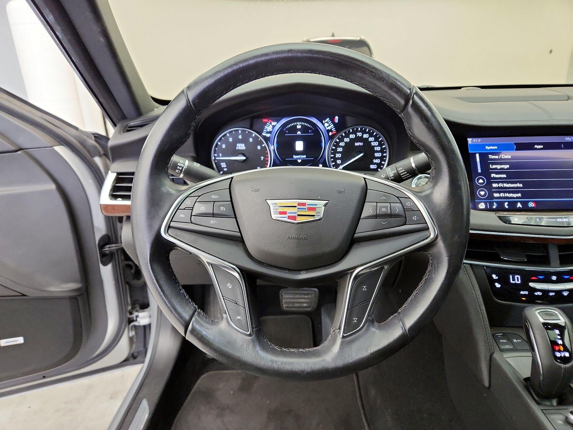 Thumbnail: 2020 Cadillac CT6 - 10