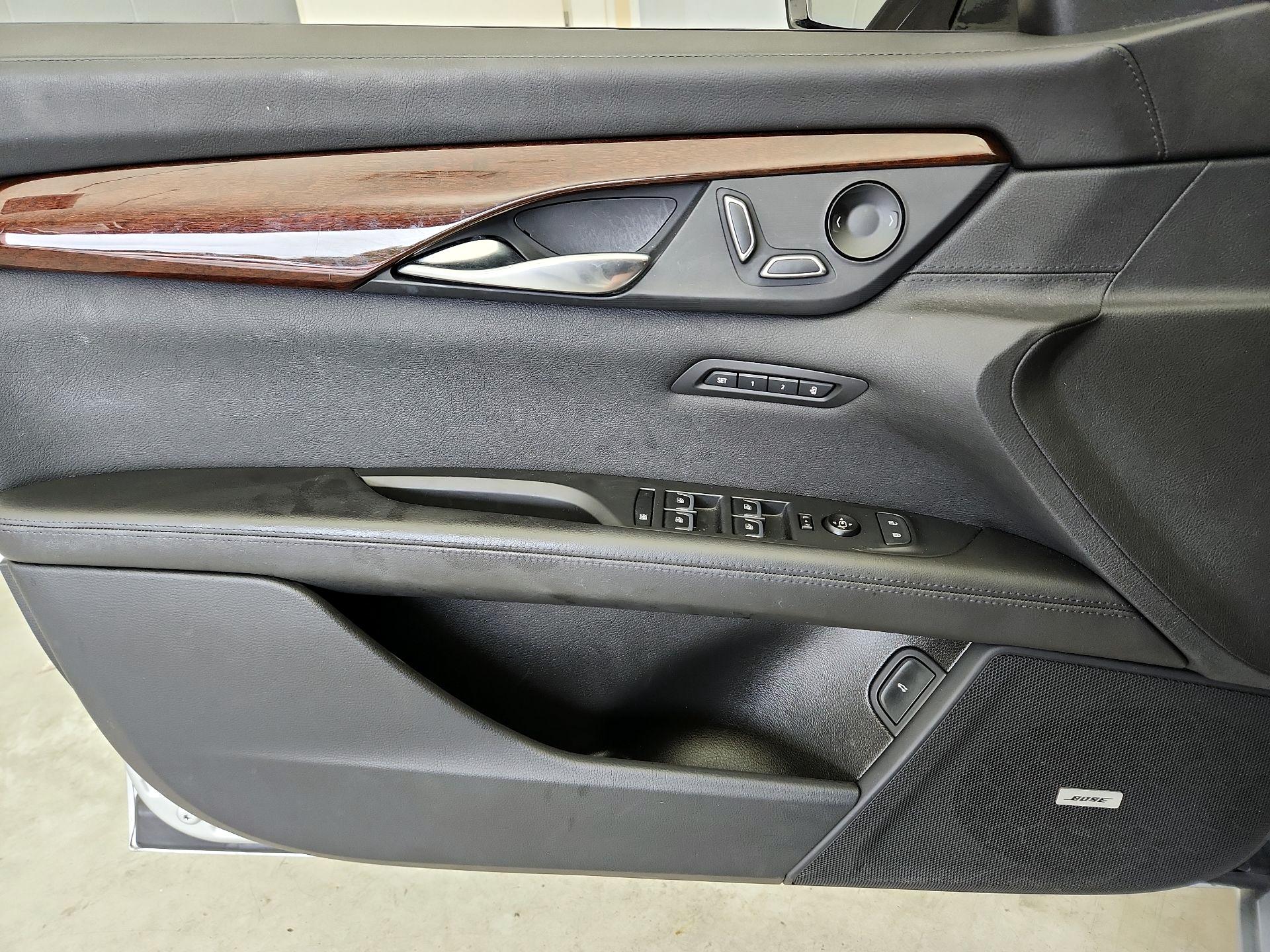 Thumbnail: 2020 Cadillac CT6 - 12