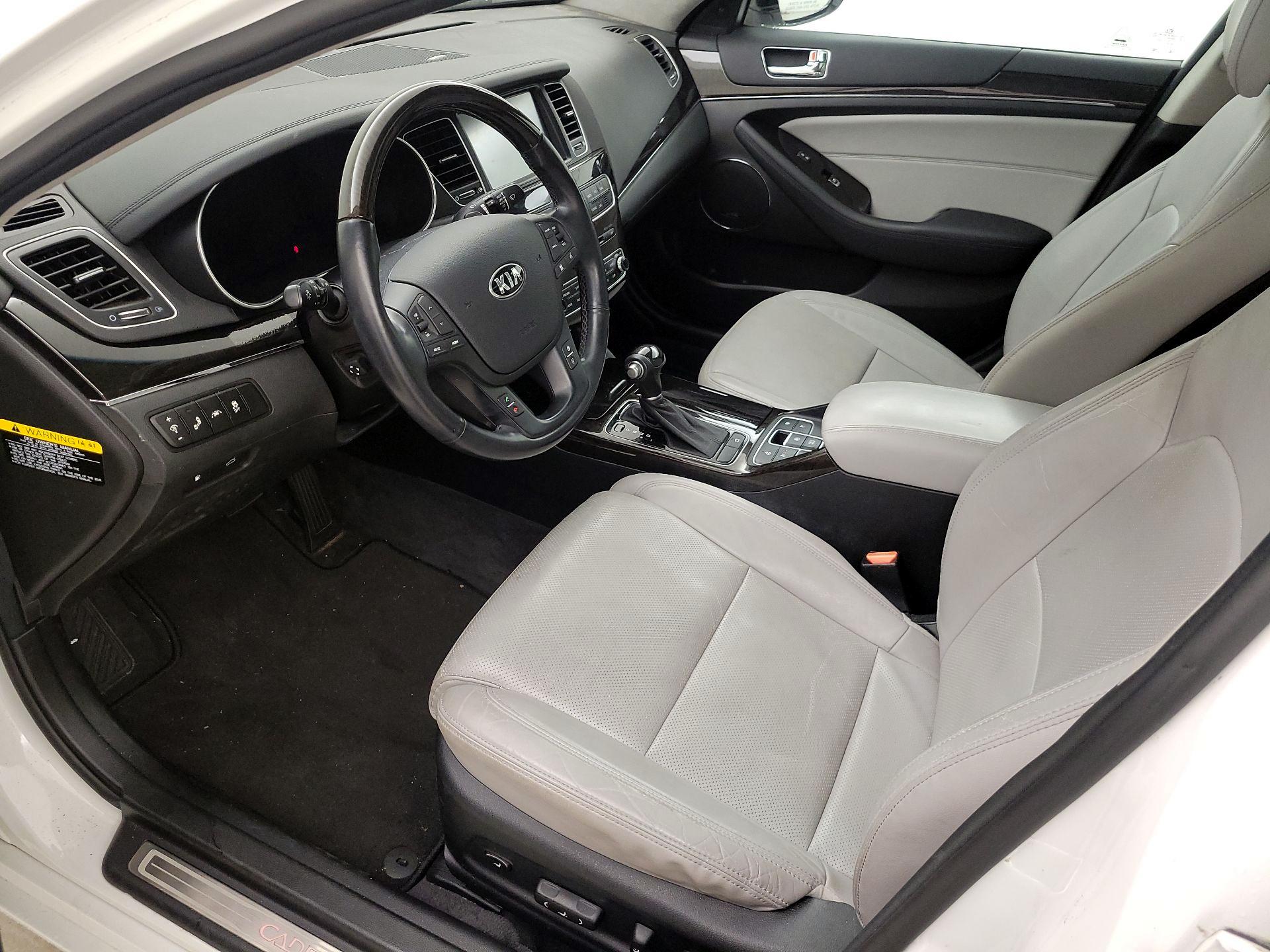 Thumbnail: 2015 Kia Cadenza - 11