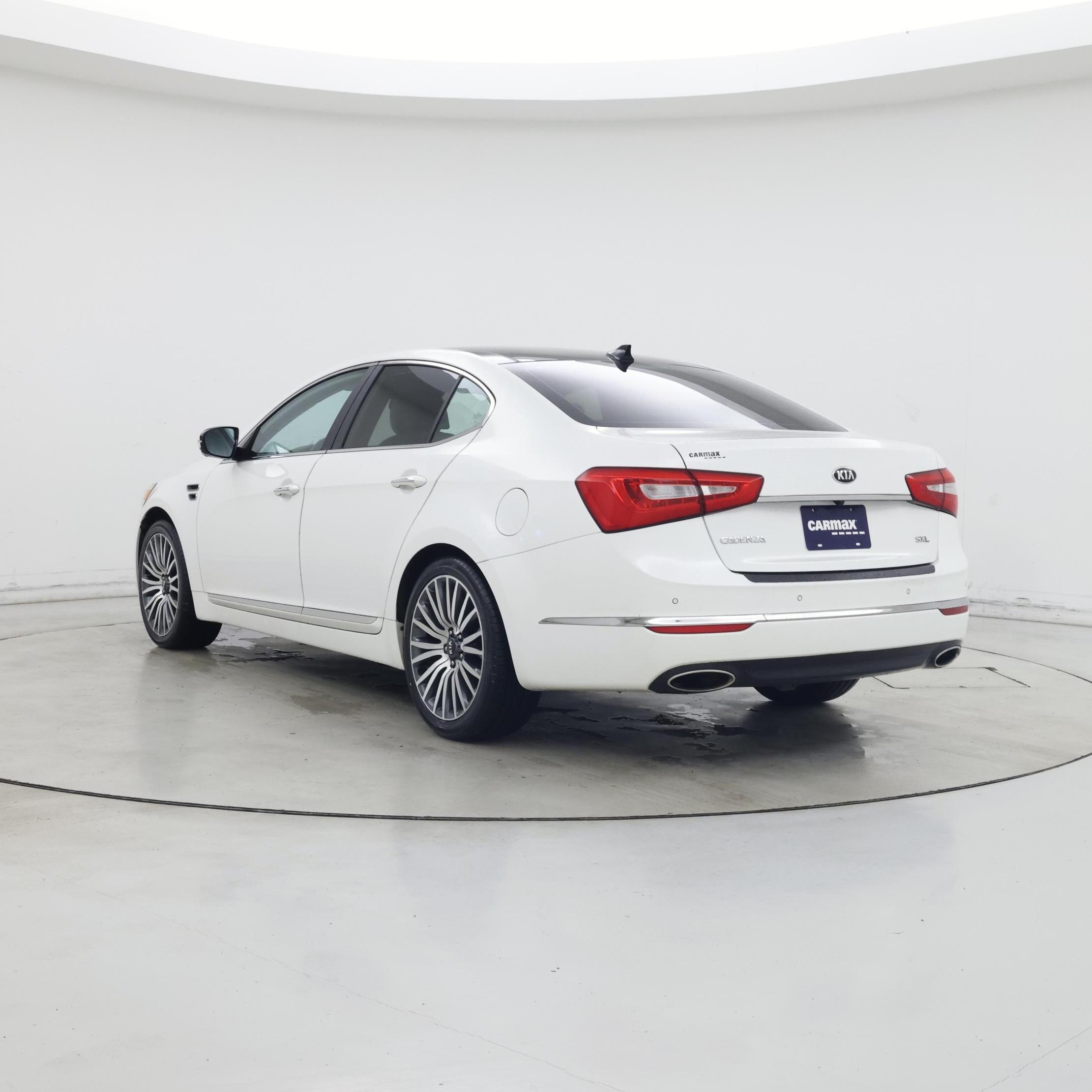Thumbnail: 2015 Kia Cadenza - 2