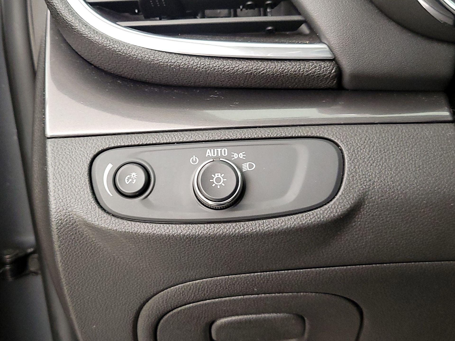 Thumbnail: 2019 Buick Encore - 13