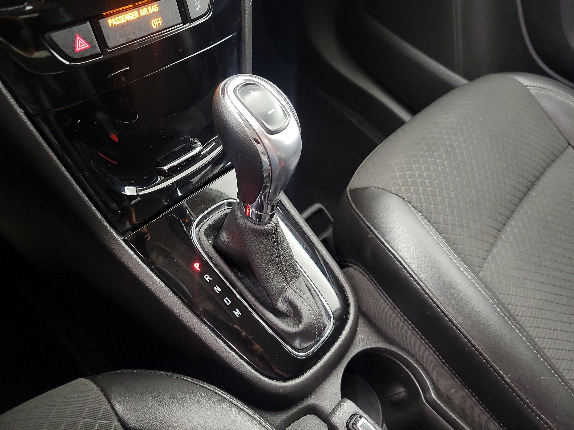 Thumbnail: 2019 Buick Encore - 17