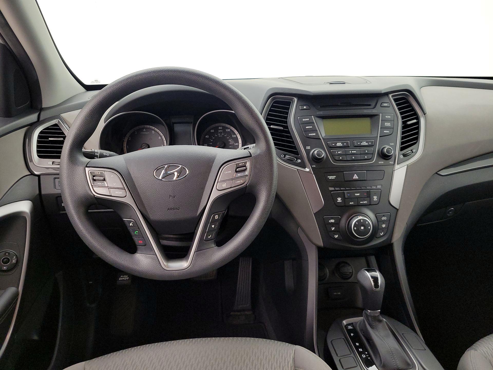 Thumbnail: 2015 Hyundai Santa Fe - 10