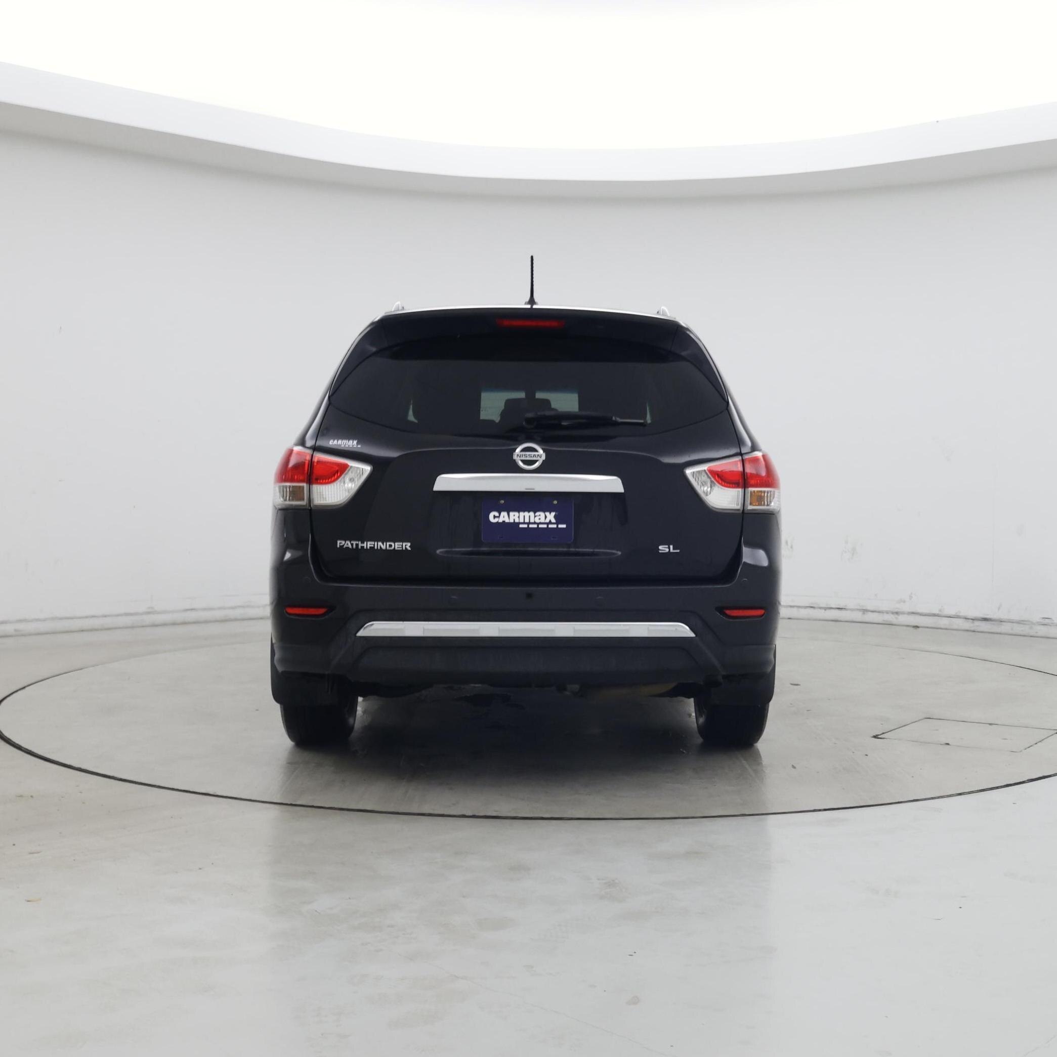 Thumbnail: 2015 Nissan Pathfinder - 6