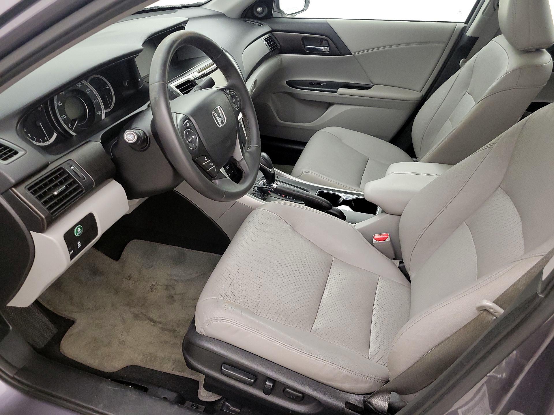 Thumbnail: 2015 Honda Accord - 11