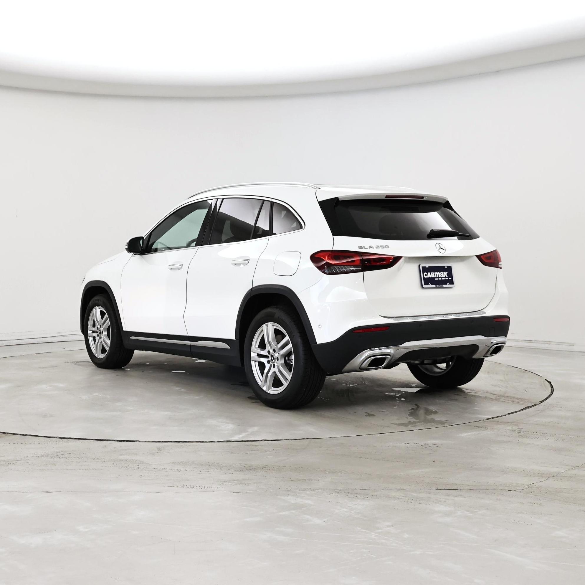 Thumbnail: 2023 Mercedes-Benz GLA - 2
