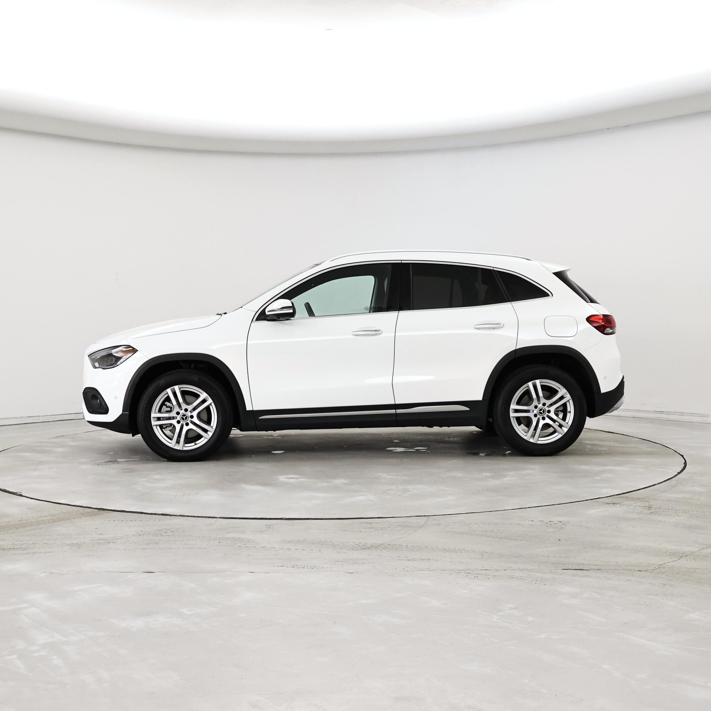 Thumbnail: 2023 Mercedes-Benz GLA - 3