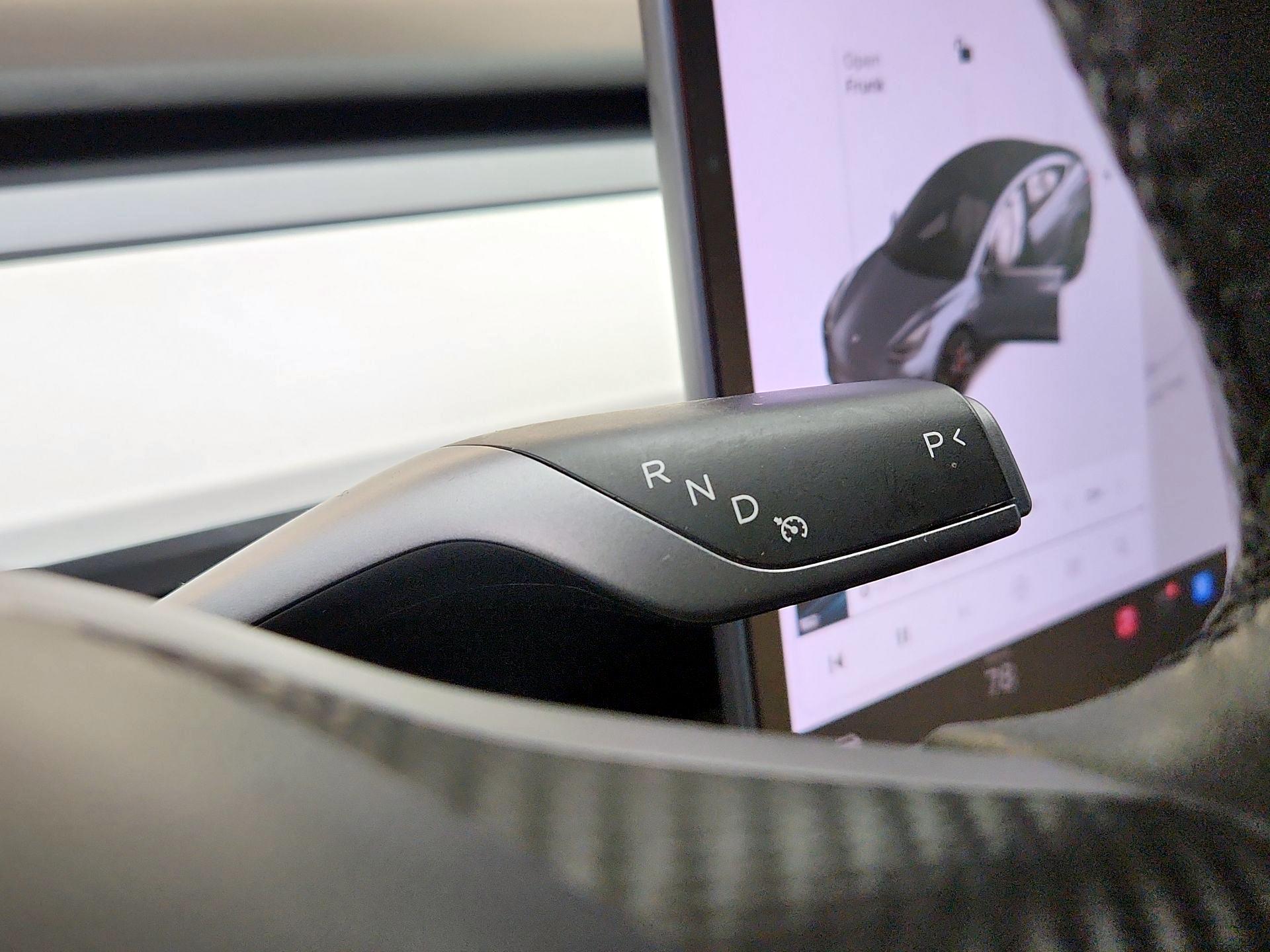 Thumbnail: 2020 Tesla Model 3 - 17