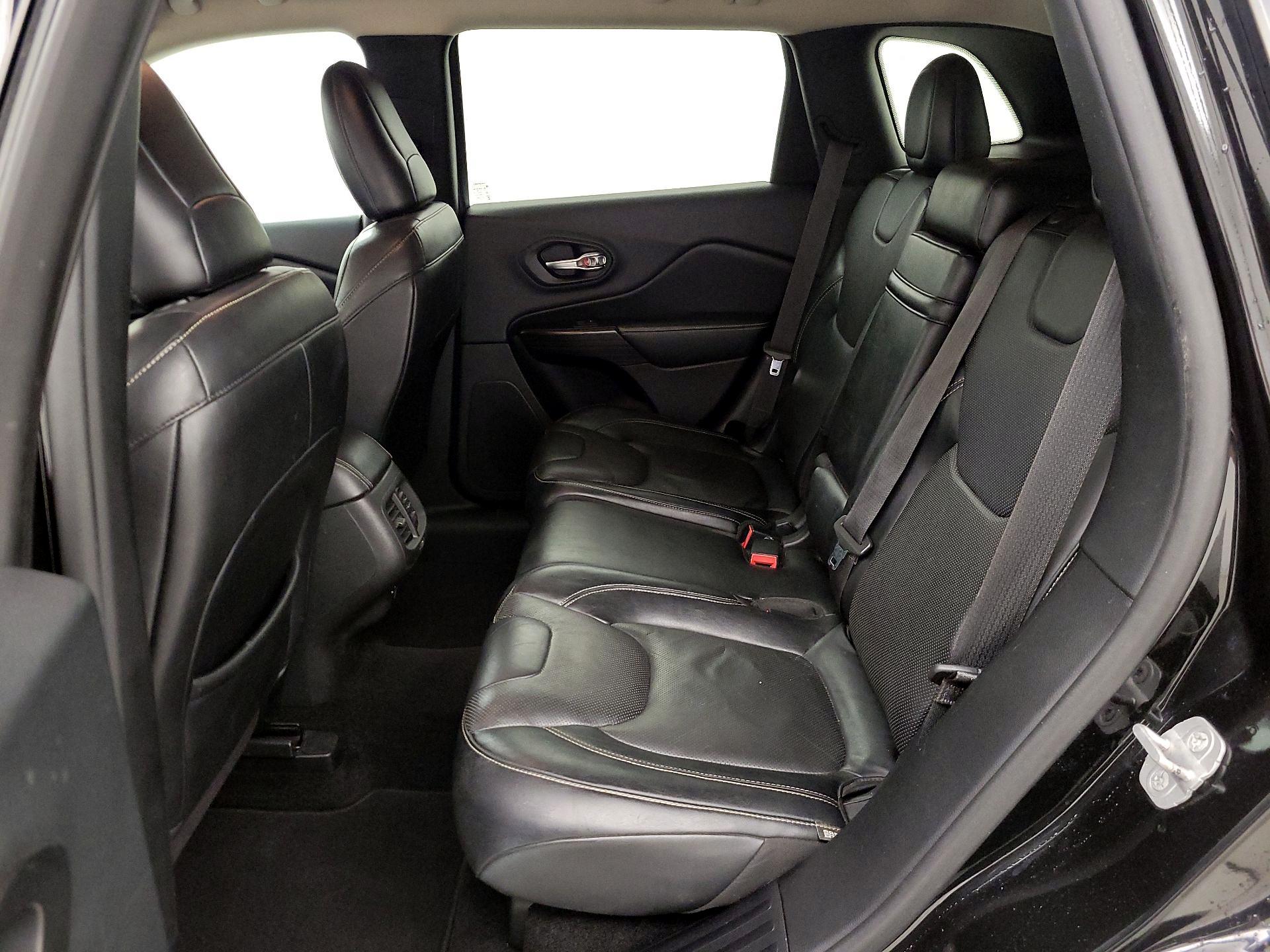 Thumbnail: 2014 Jeep Cherokee - 20