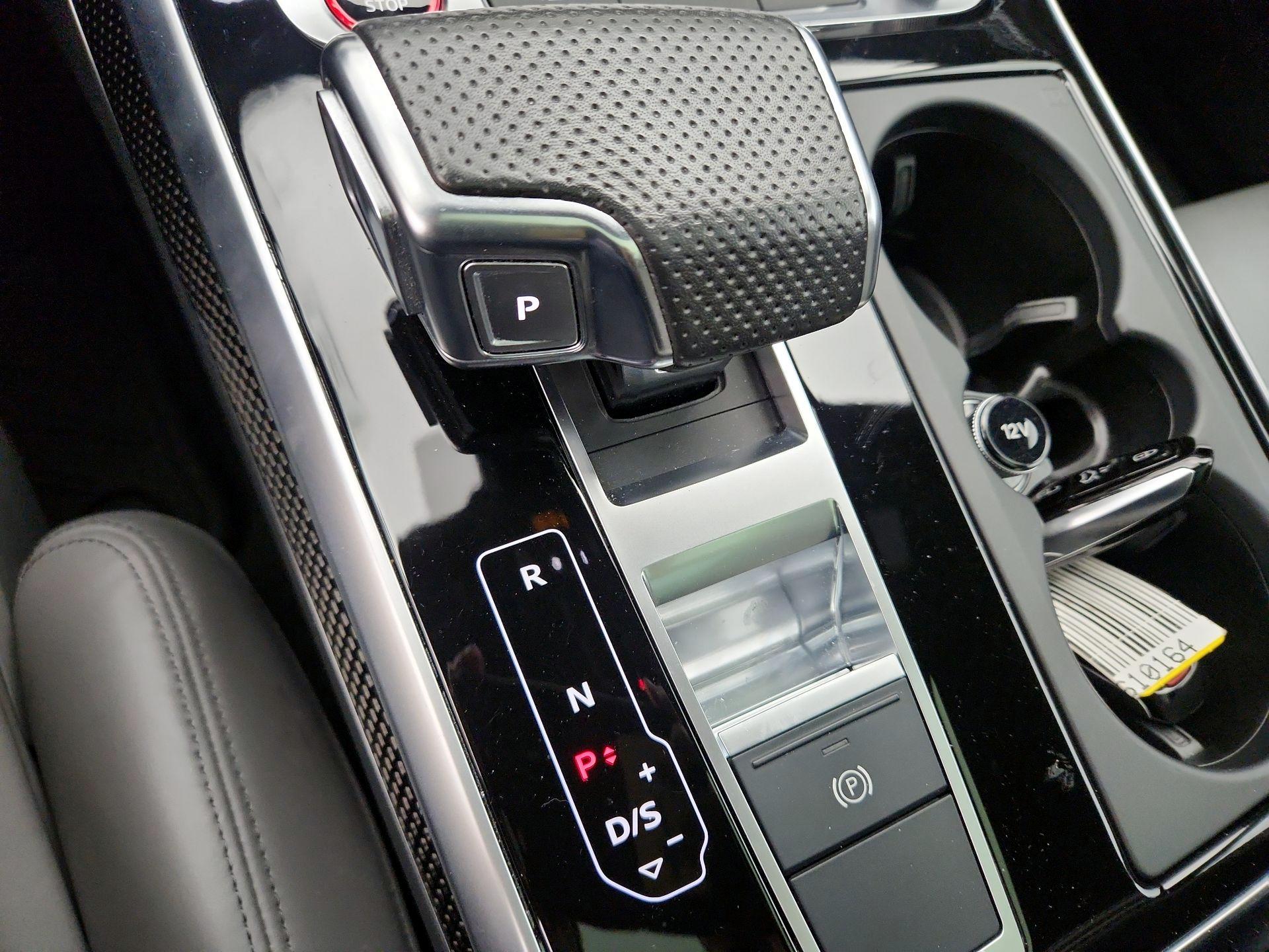 Thumbnail: 2021 Audi SQ7 - 18