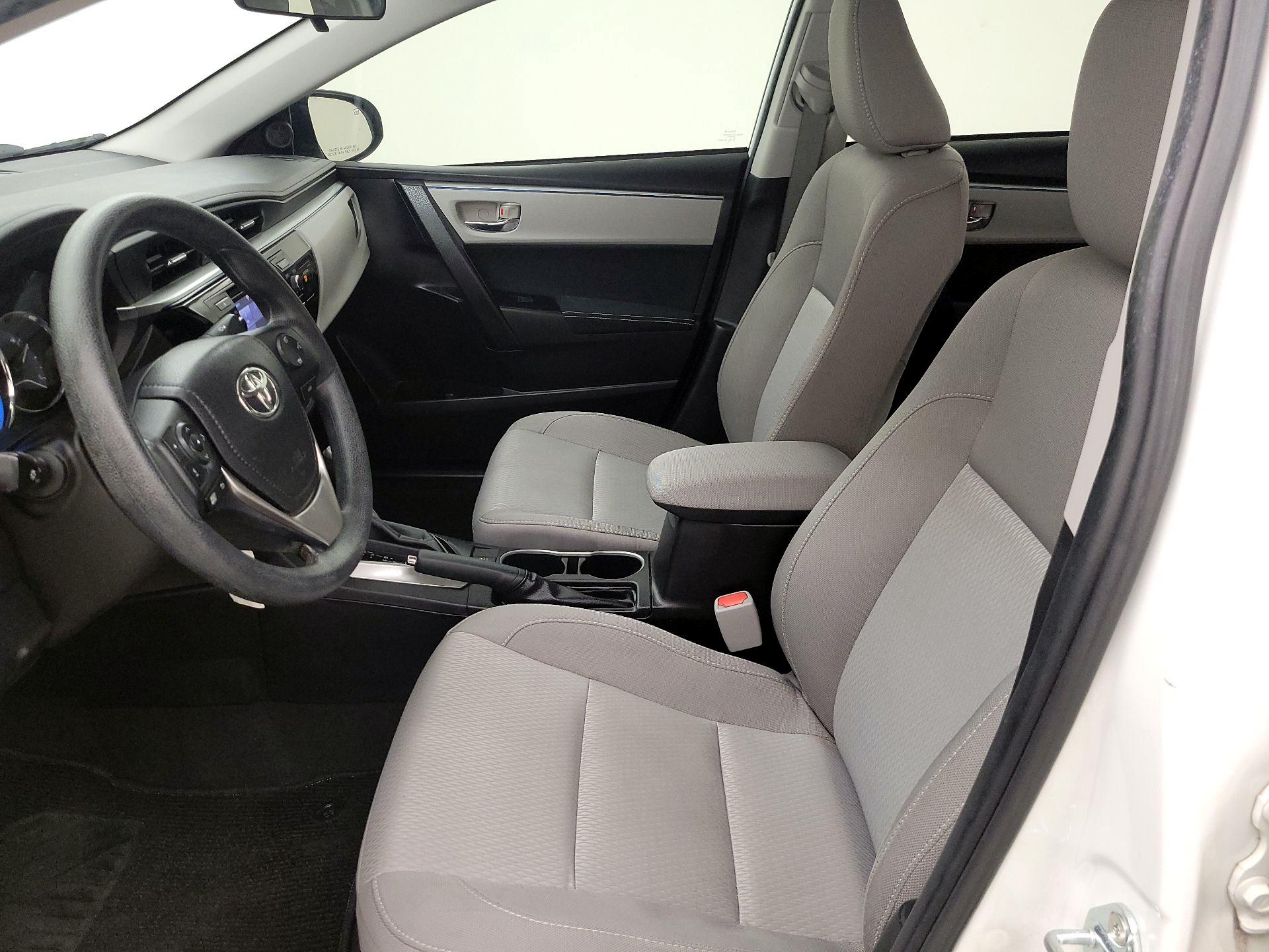 Thumbnail: 2015 Toyota Corolla - 11